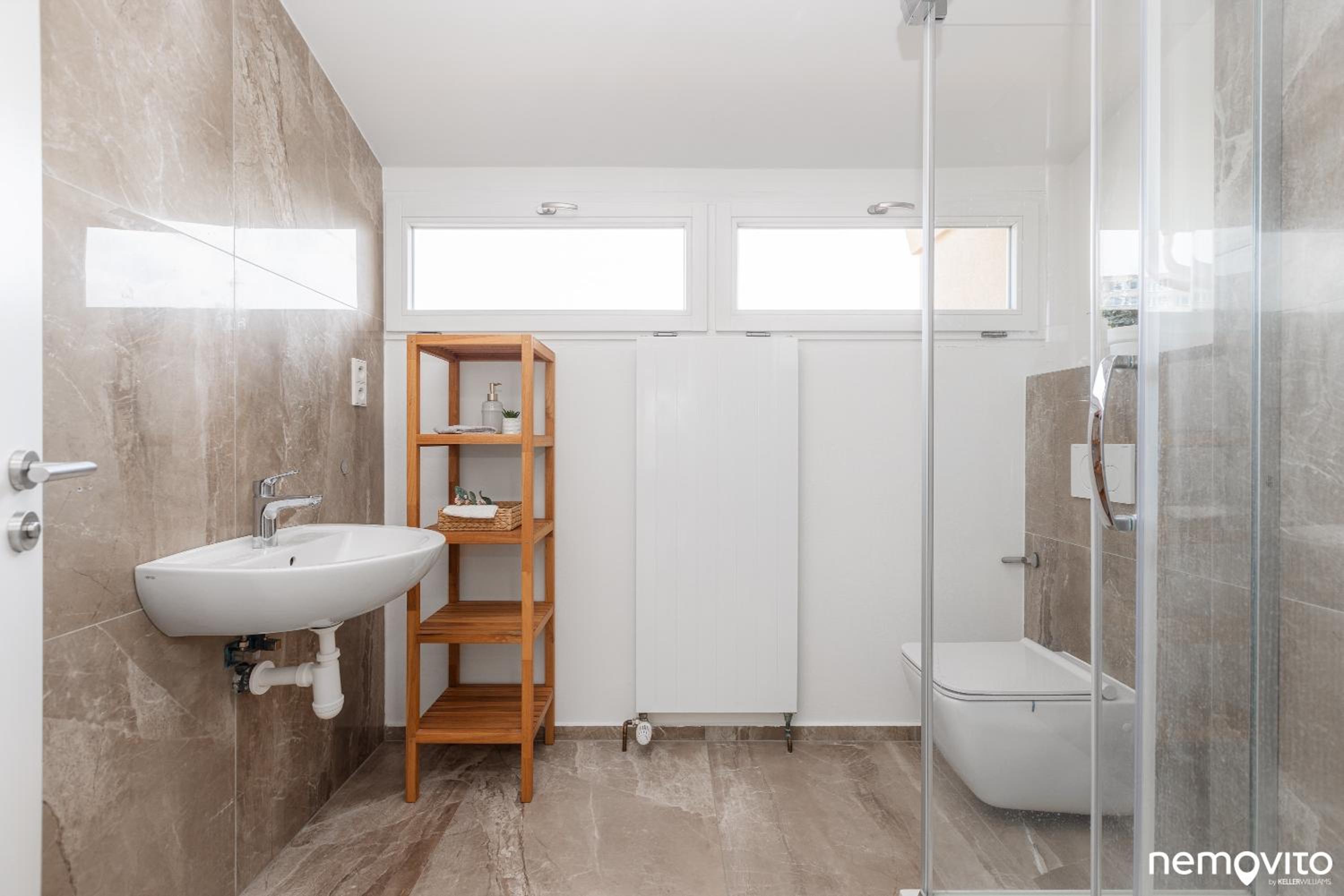 Family Friendly Spacious Two Floor B&B Prague