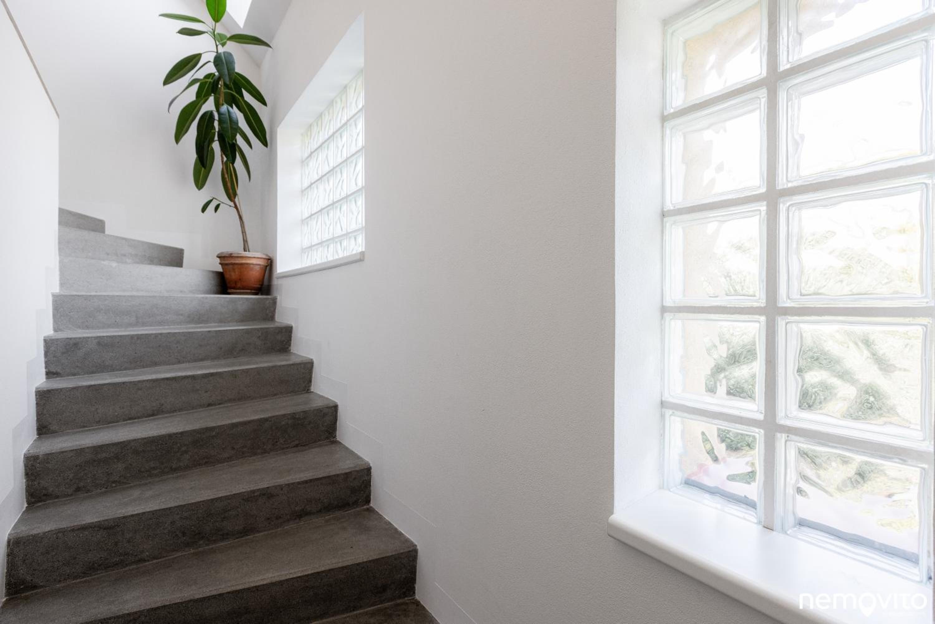 Family Friendly Spacious Two Floor B&B Prague