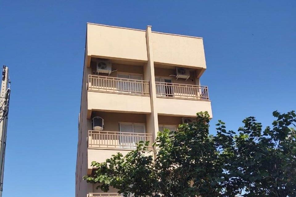 Aptos Moderno e Pratico próximo ao Teatro Paulo Moura