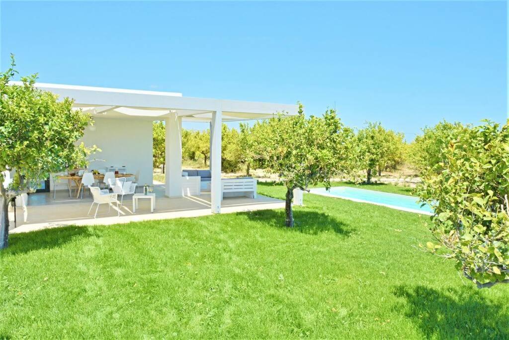 Villa Papeda-Tenuta il Cavaliere d'Italia Noto-vista fronte mare e piscina privata view 5