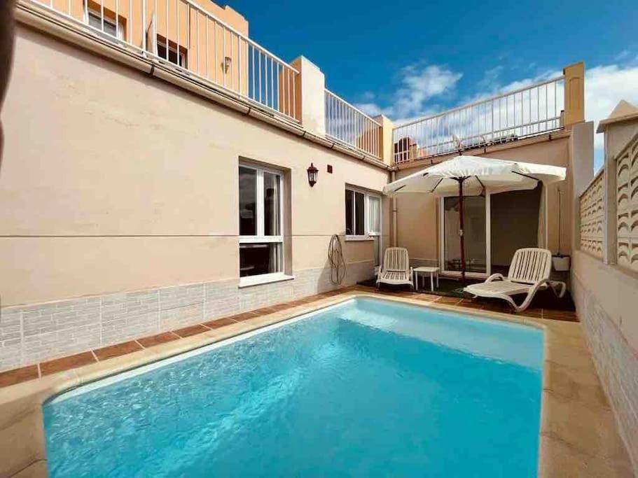 Bonita villa con piscina privada