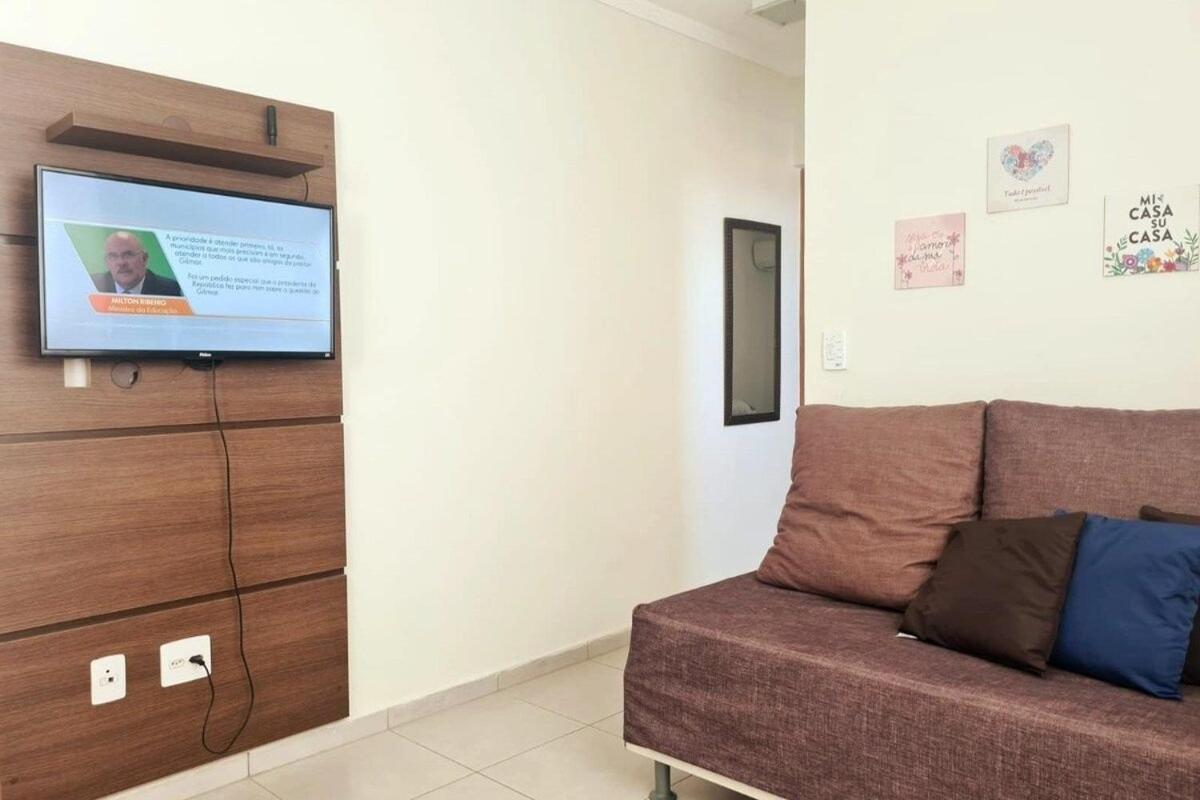 Aptos Moderno e Pratico próximo ao Teatro Paulo Moura