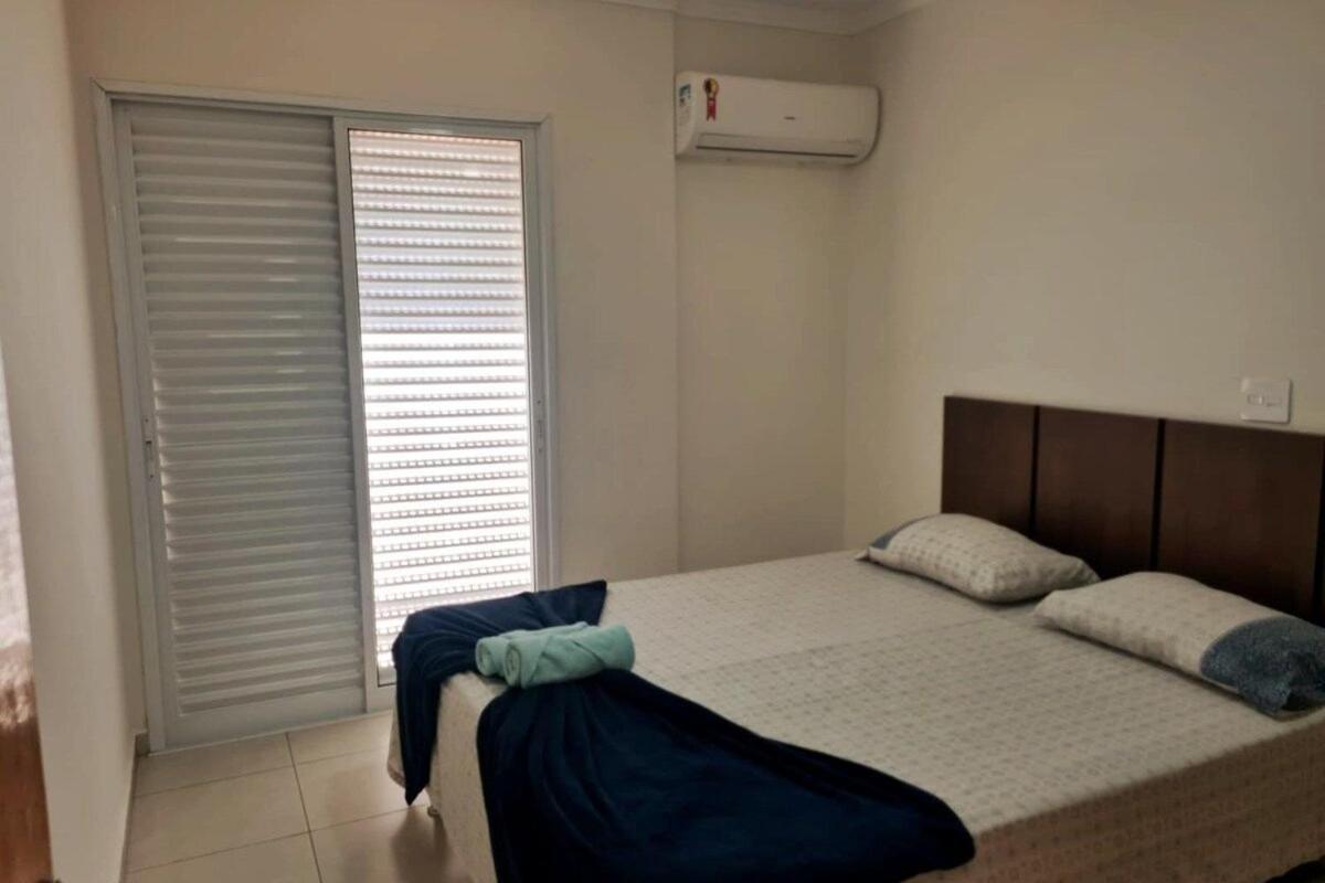 Aptos Moderno e Pratico próximo ao Teatro Paulo Moura