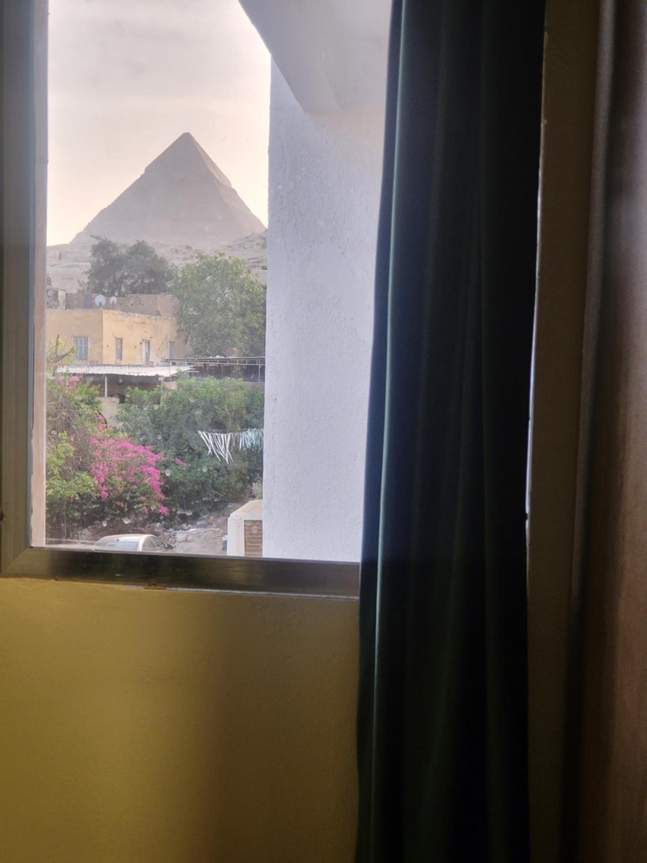 Apartment Alma pyramids