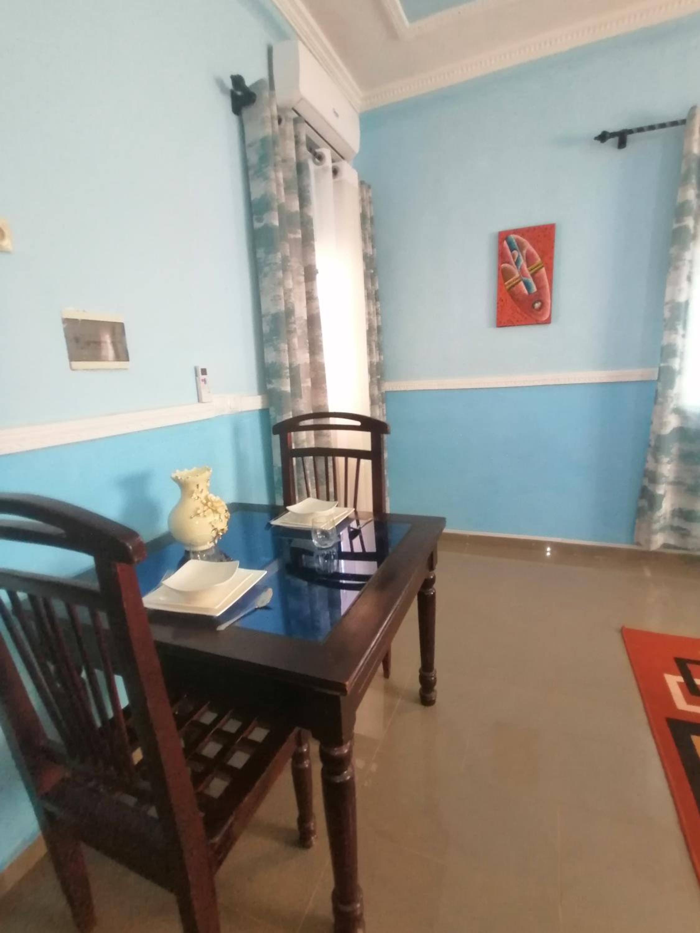 Bel appartement meublé en centre-ville de Bertoua