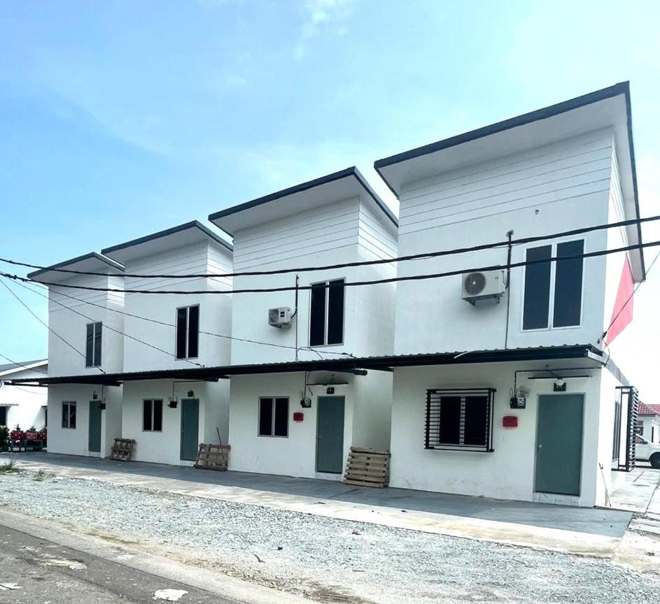 Inderapura Villa Free Parking
