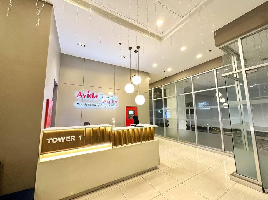 Heart of CDO Cozy Condo Wi-fi Netflix view 4