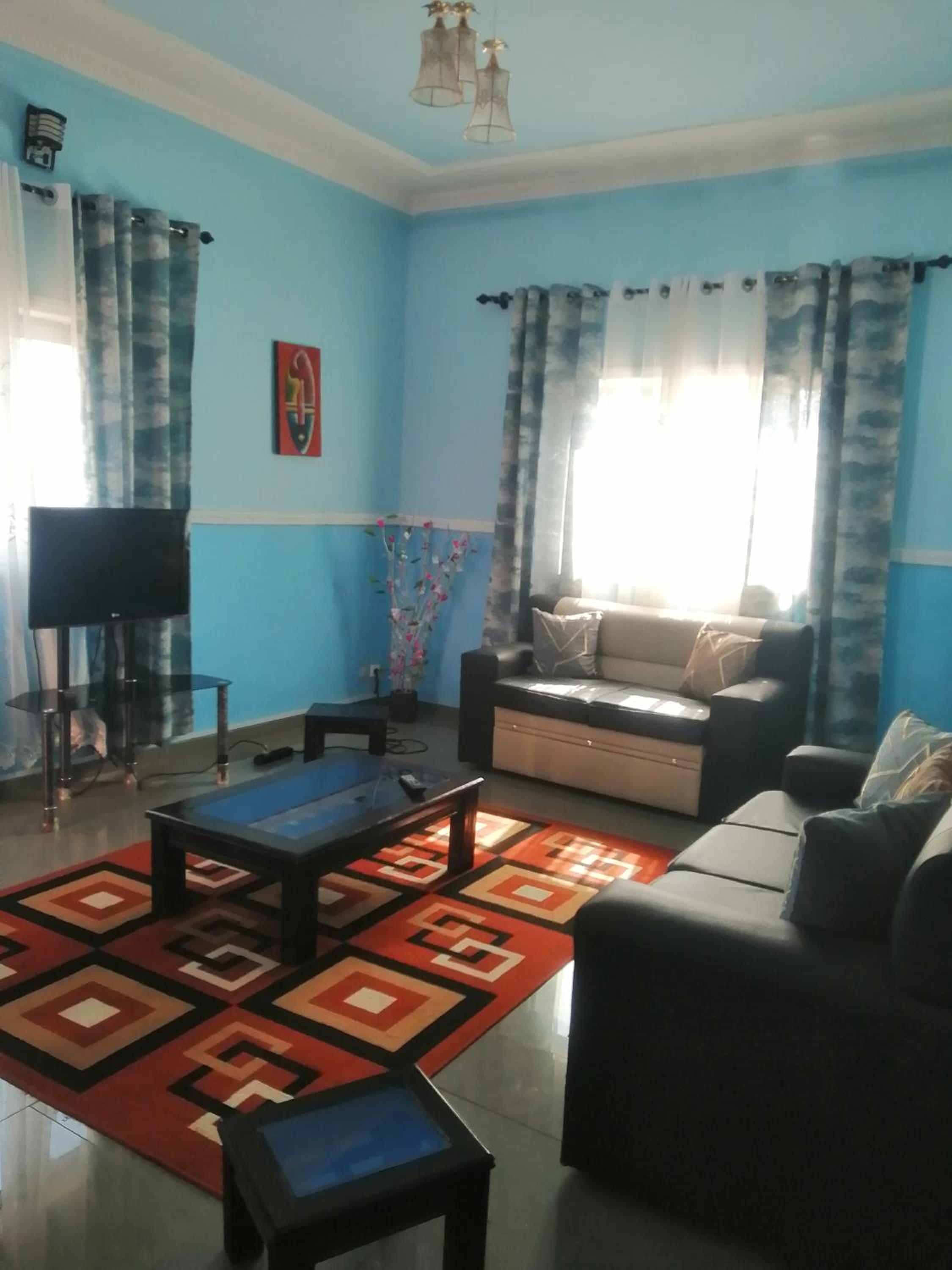 Bel appartement meublé en centre-ville de Bertoua