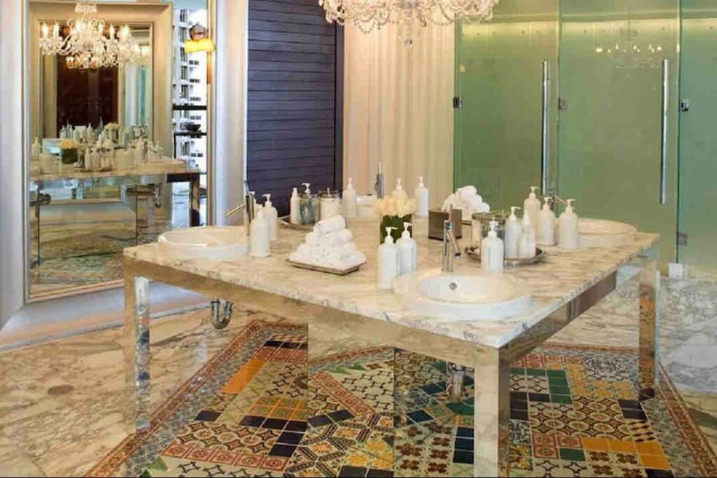 Lovely 1BR W Icon Brickell-FREE SPA