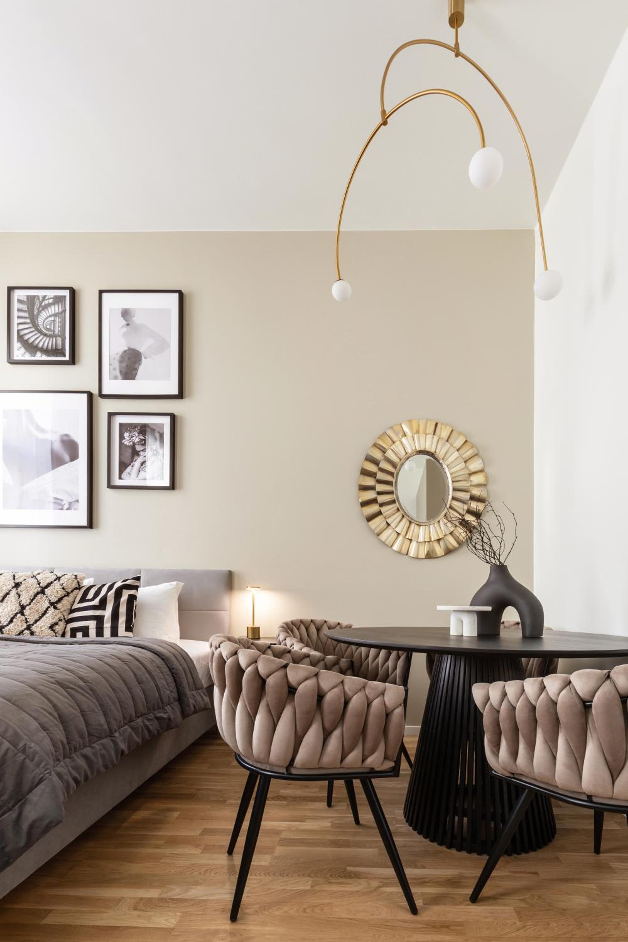 TurnKey I Republic Square Apartments