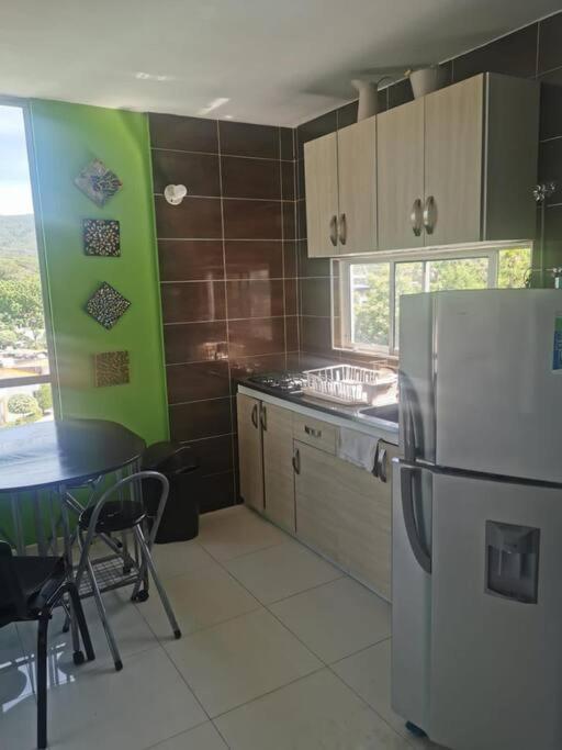 P612 - Apto vacacional Girardot