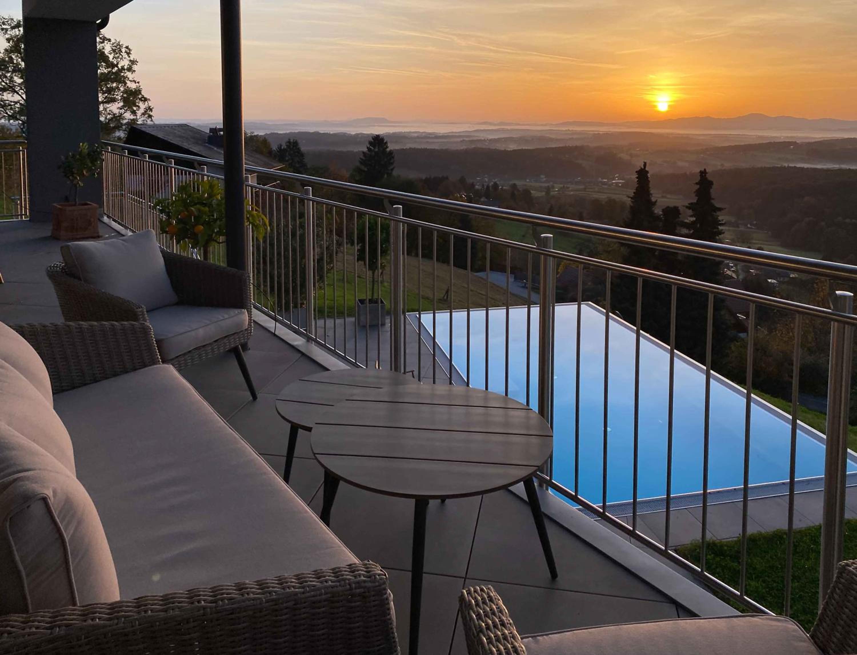 Greim15 --- ganzes Ferienhaus mit Fernsicht, Pool, Wellness