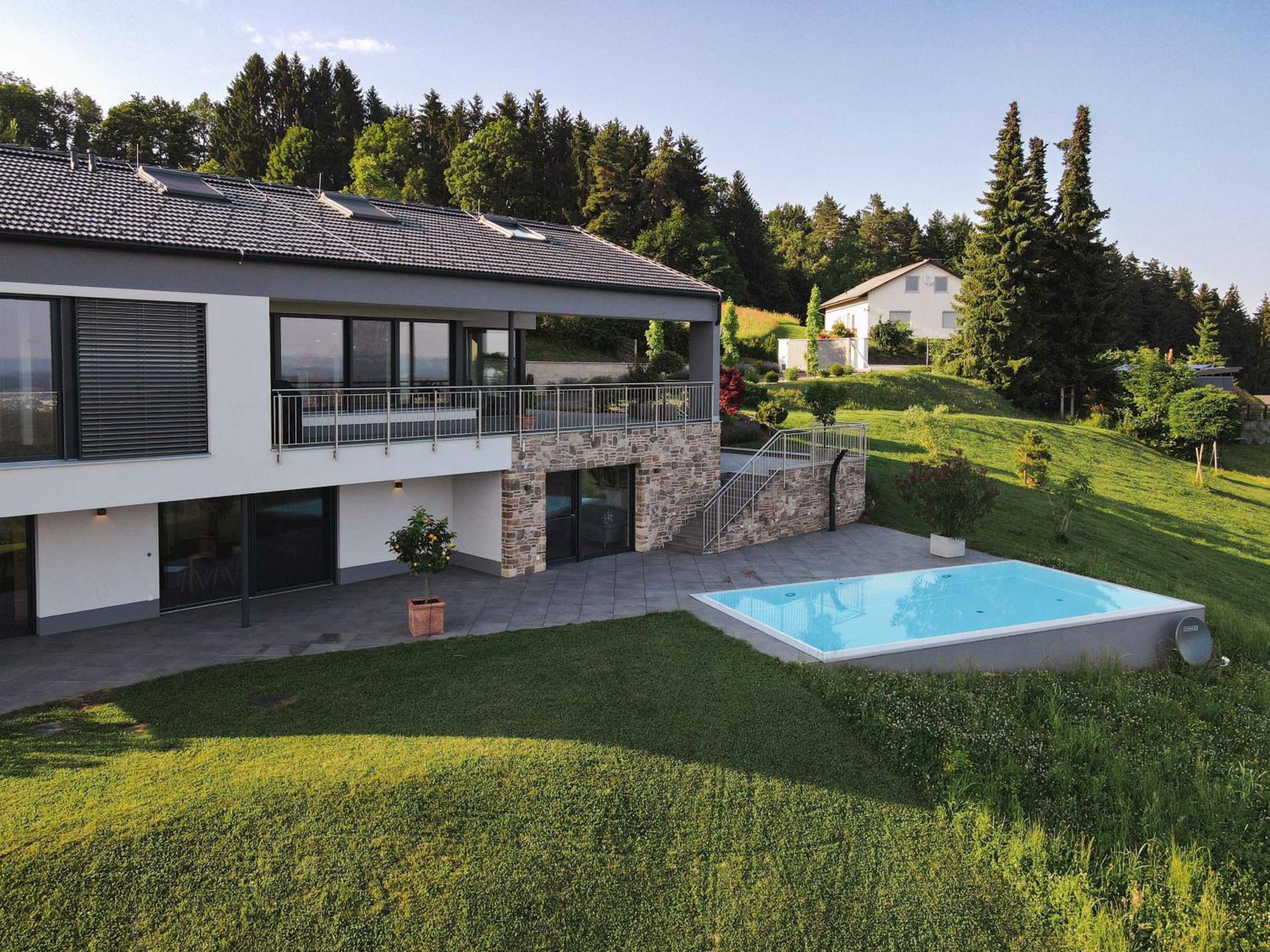 Greim15 --- ganzes Ferienhaus mit Fernsicht, Pool, Wellness