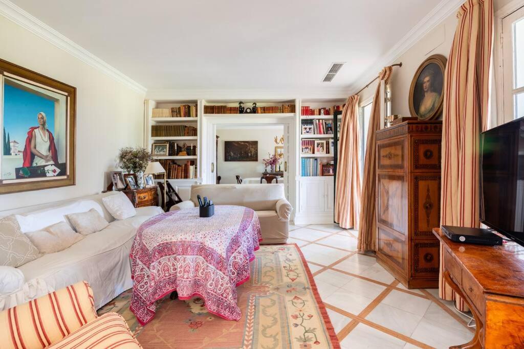 Casa del Monte Sevilla