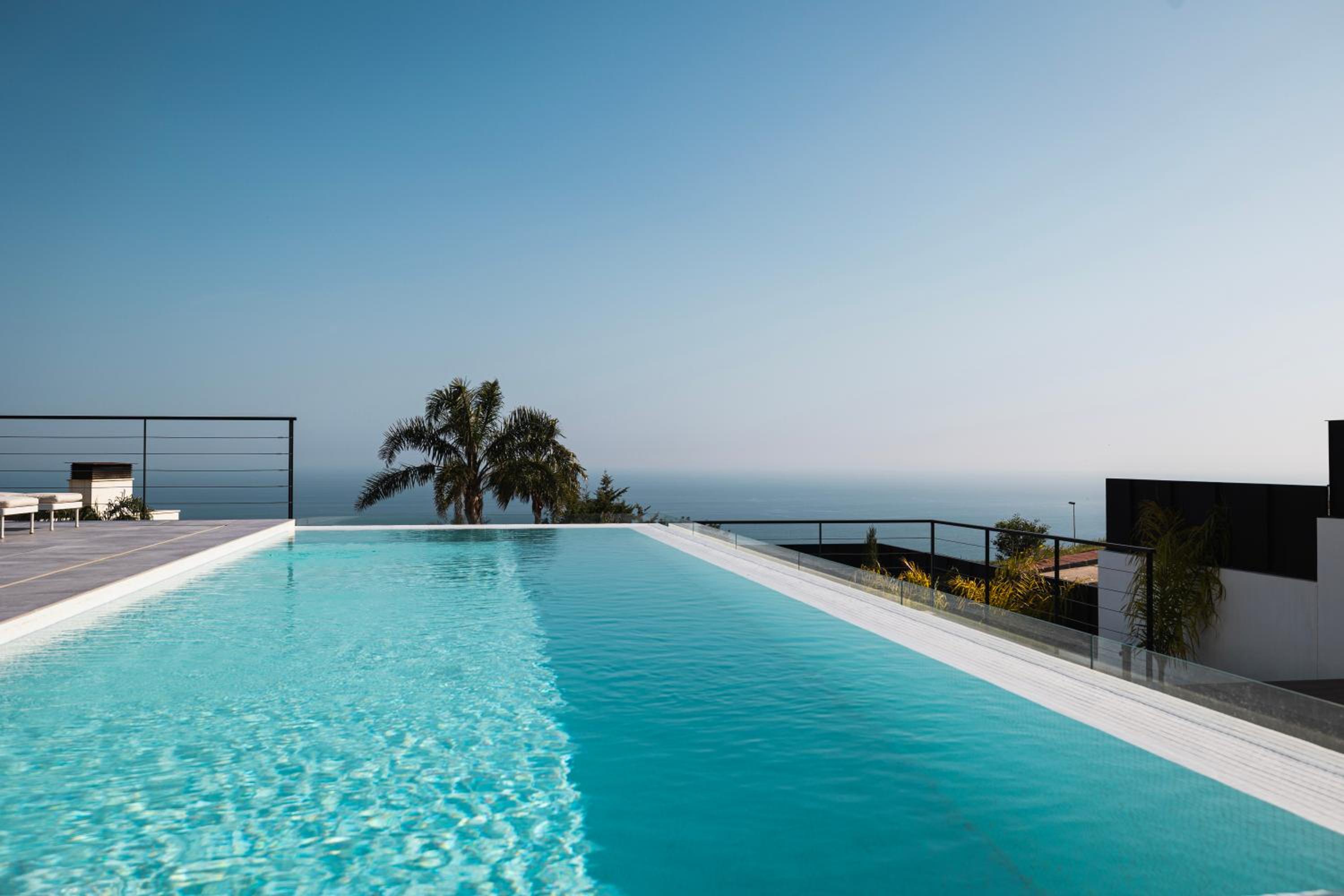 Villa Boudha · Benalmadena oasis with private pool view 5