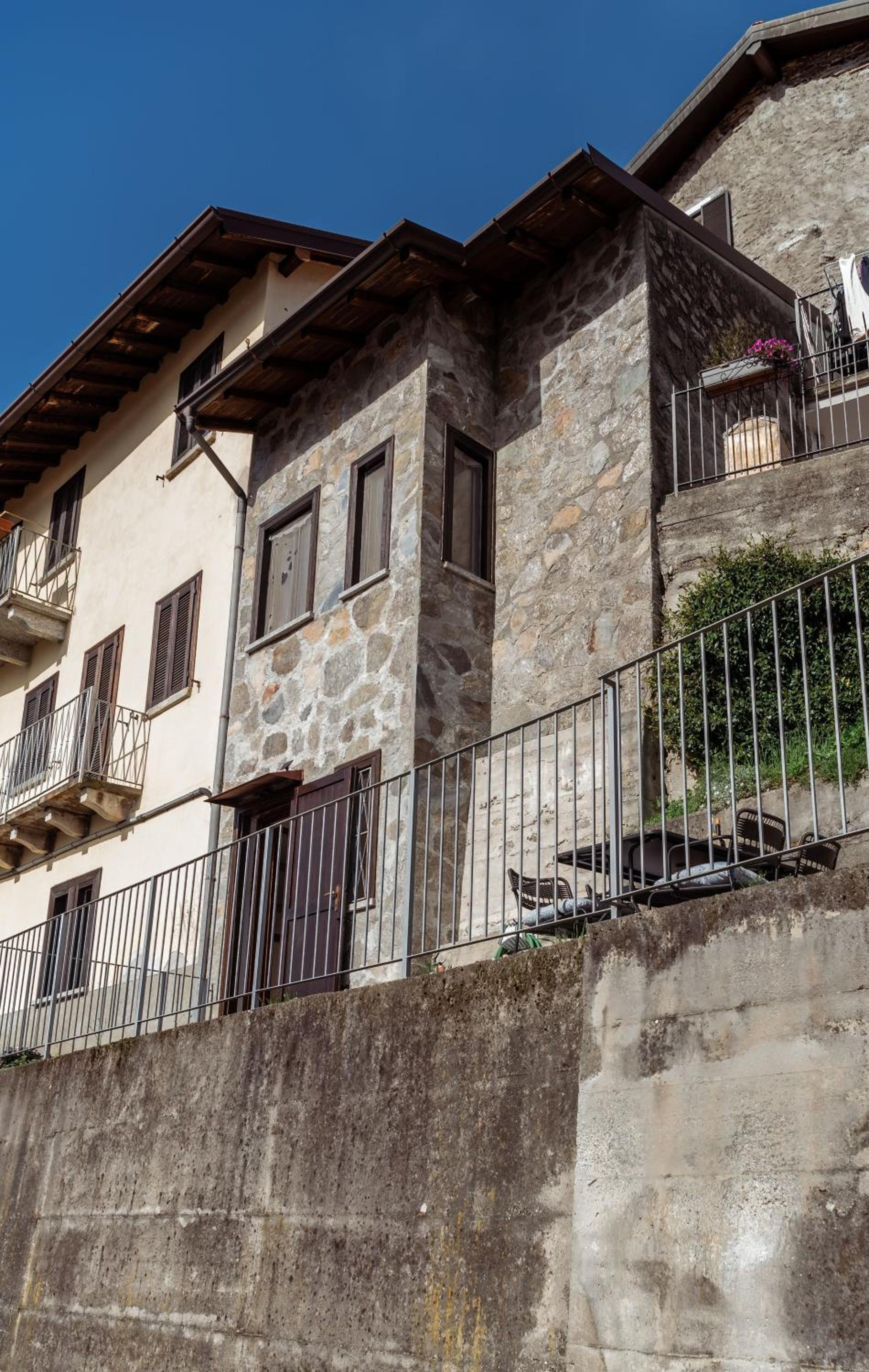 Casa Coslia - Pianello del Lario by LoveComo view 2