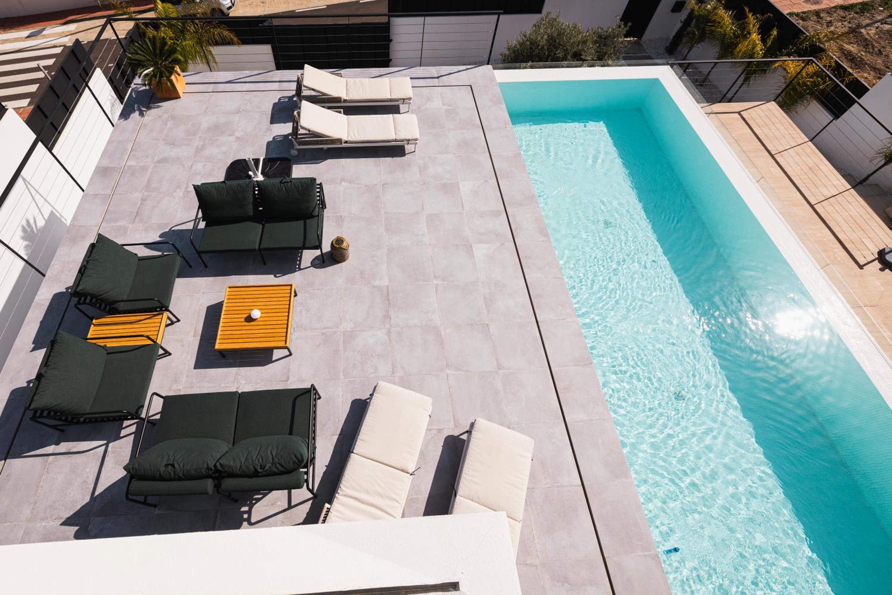 Villa Boudha · Benalmadena oasis with private pool view 3