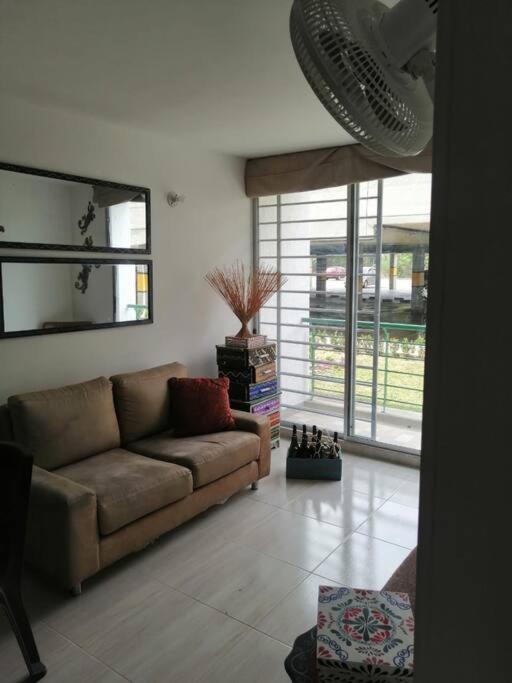 P105 - Apartamento vacacional en girardot