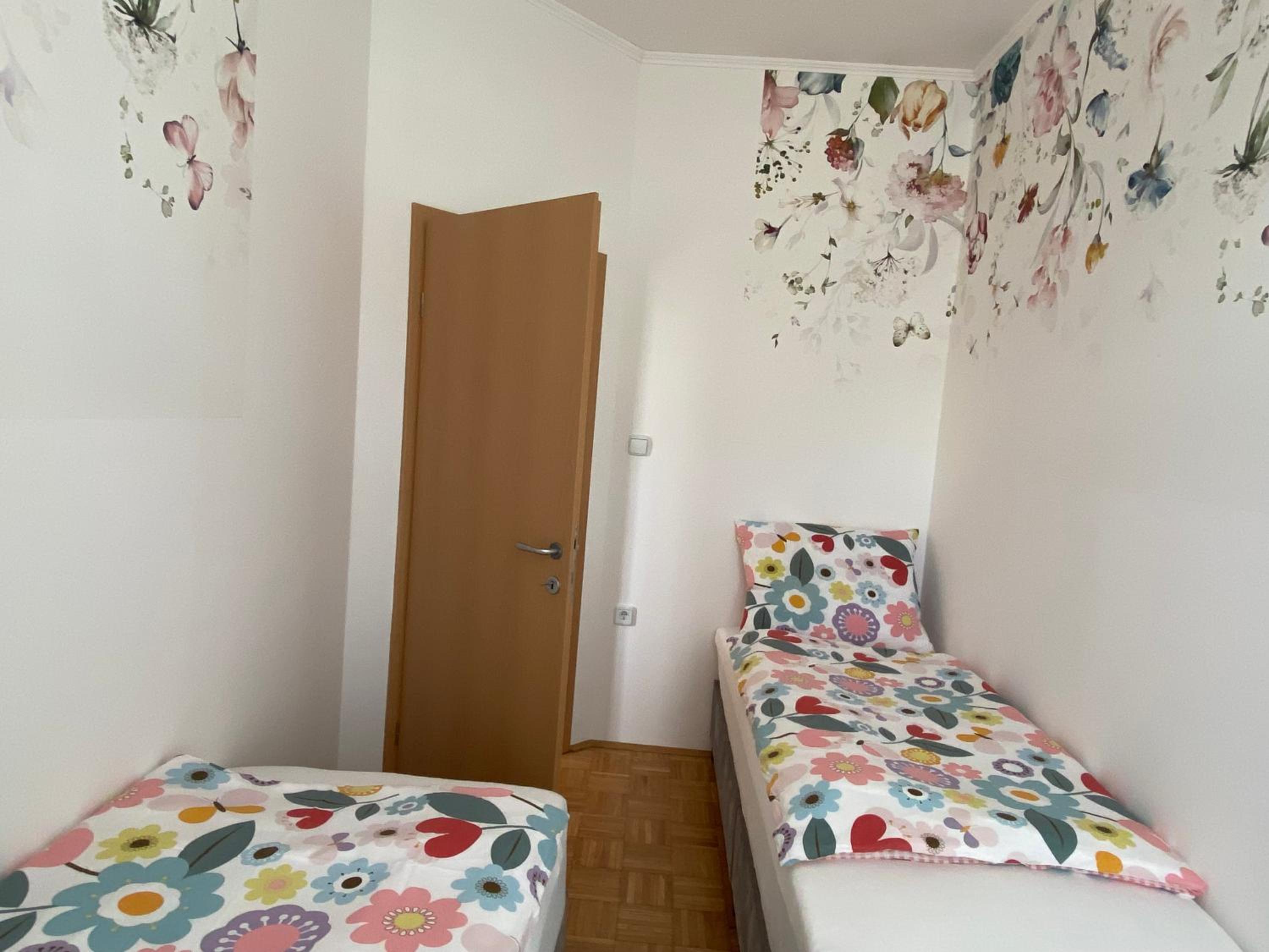 Apartma ROGATEC view 5