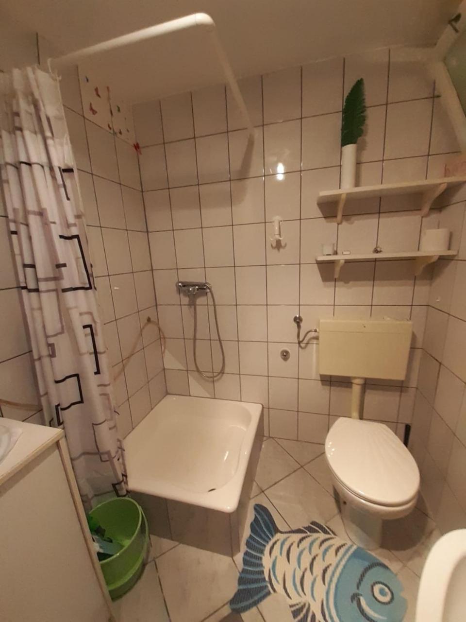 Mjesto mira Ort des Friedens view 4