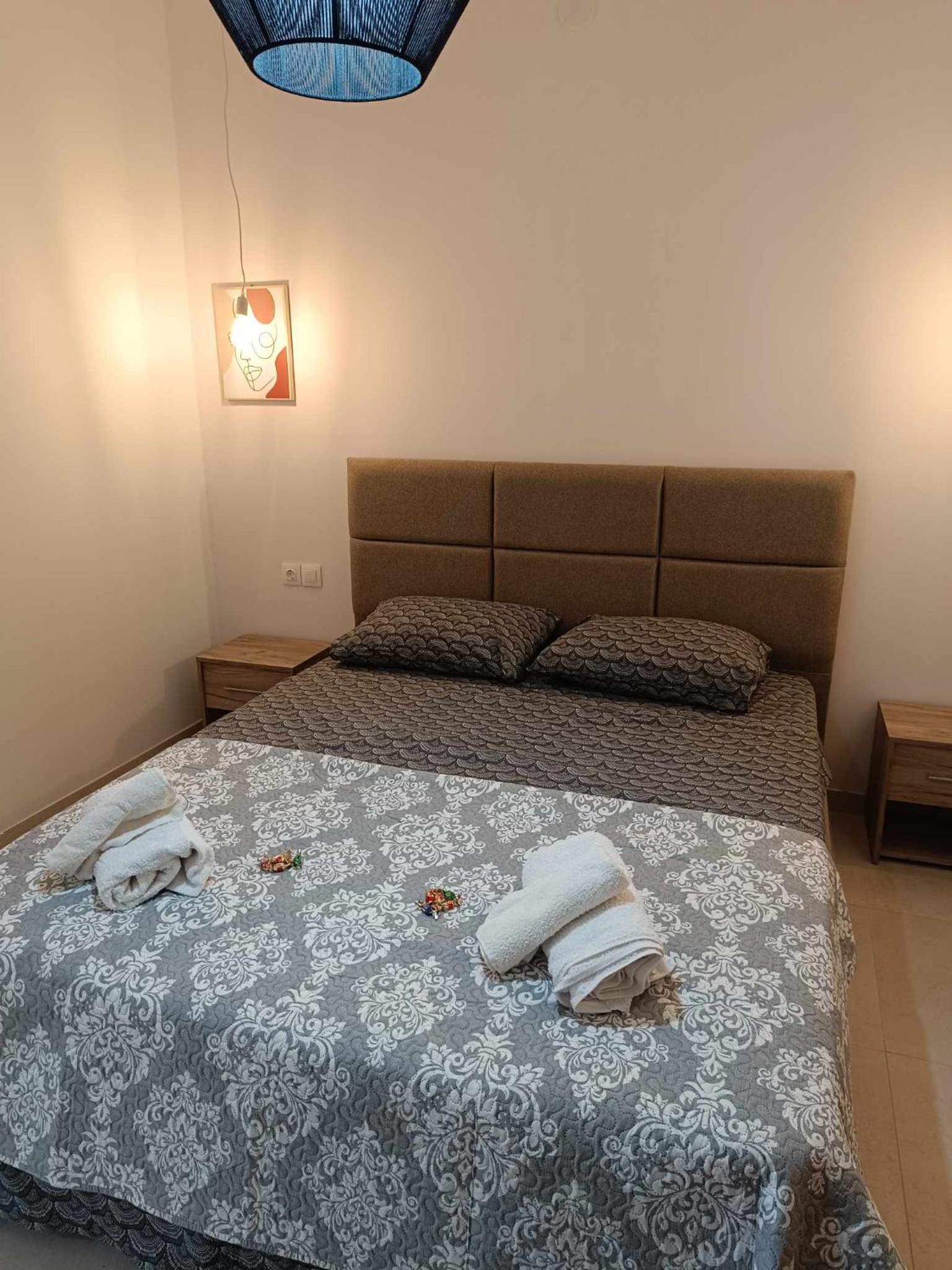 Angel Apartment Canal D'Amour view 5