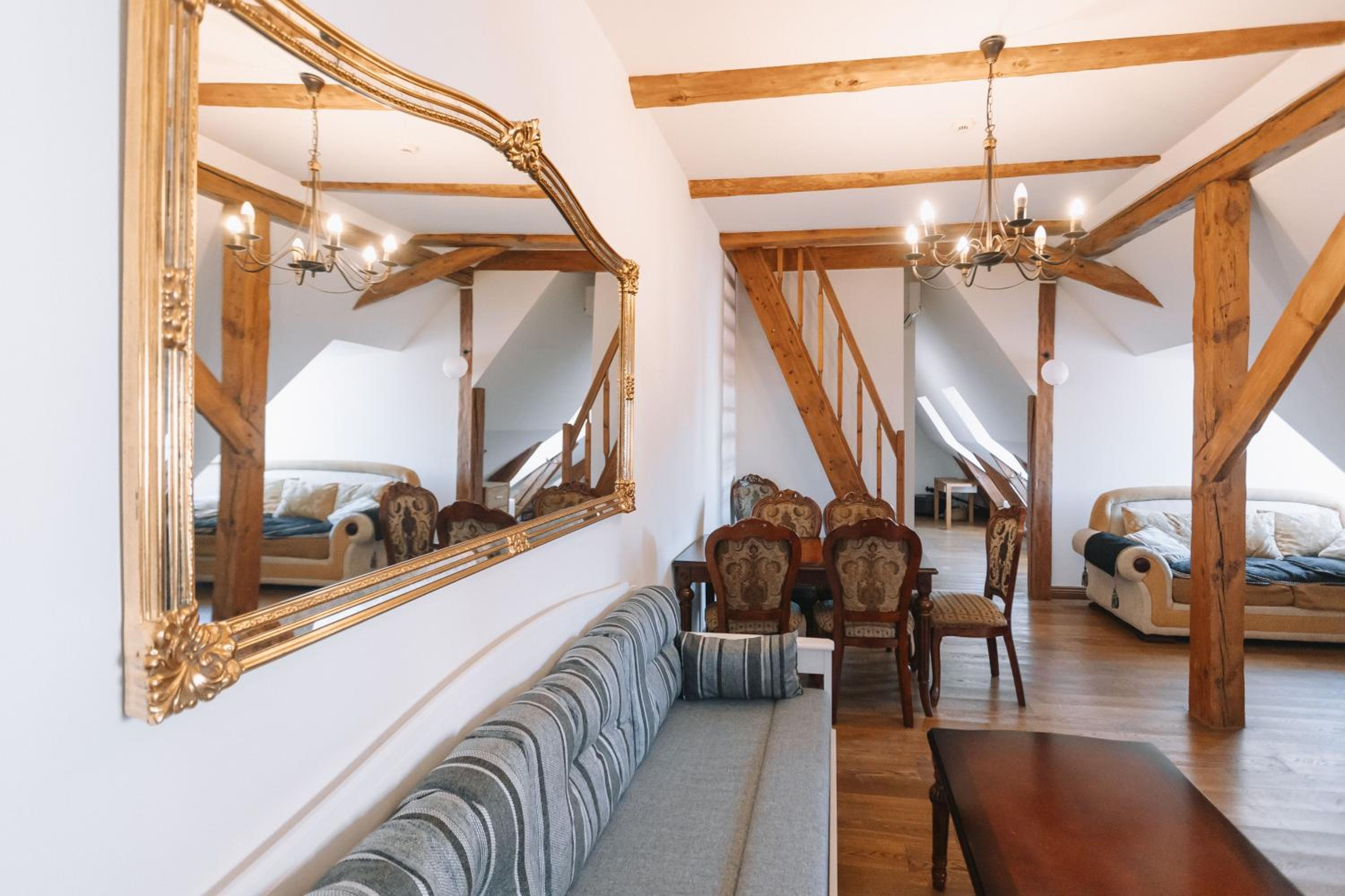 DICTUMFACTUM Sky Apartment