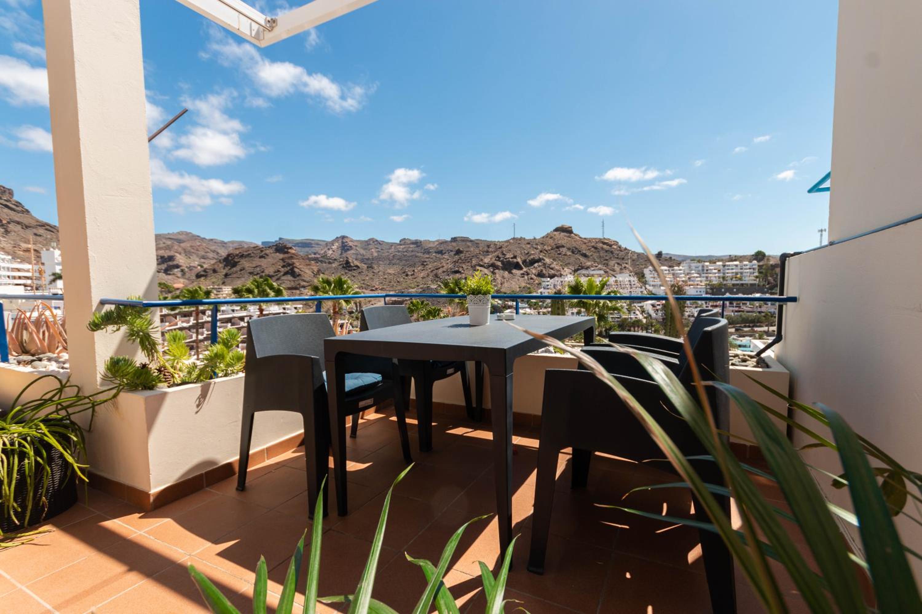 Mira Sunshine Suite