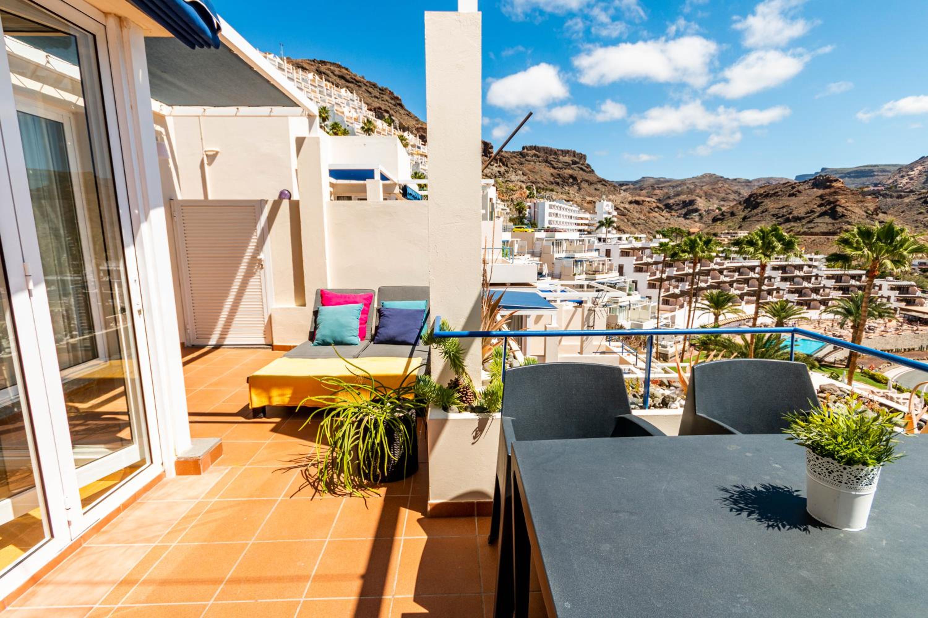 Mira Sunshine Suite