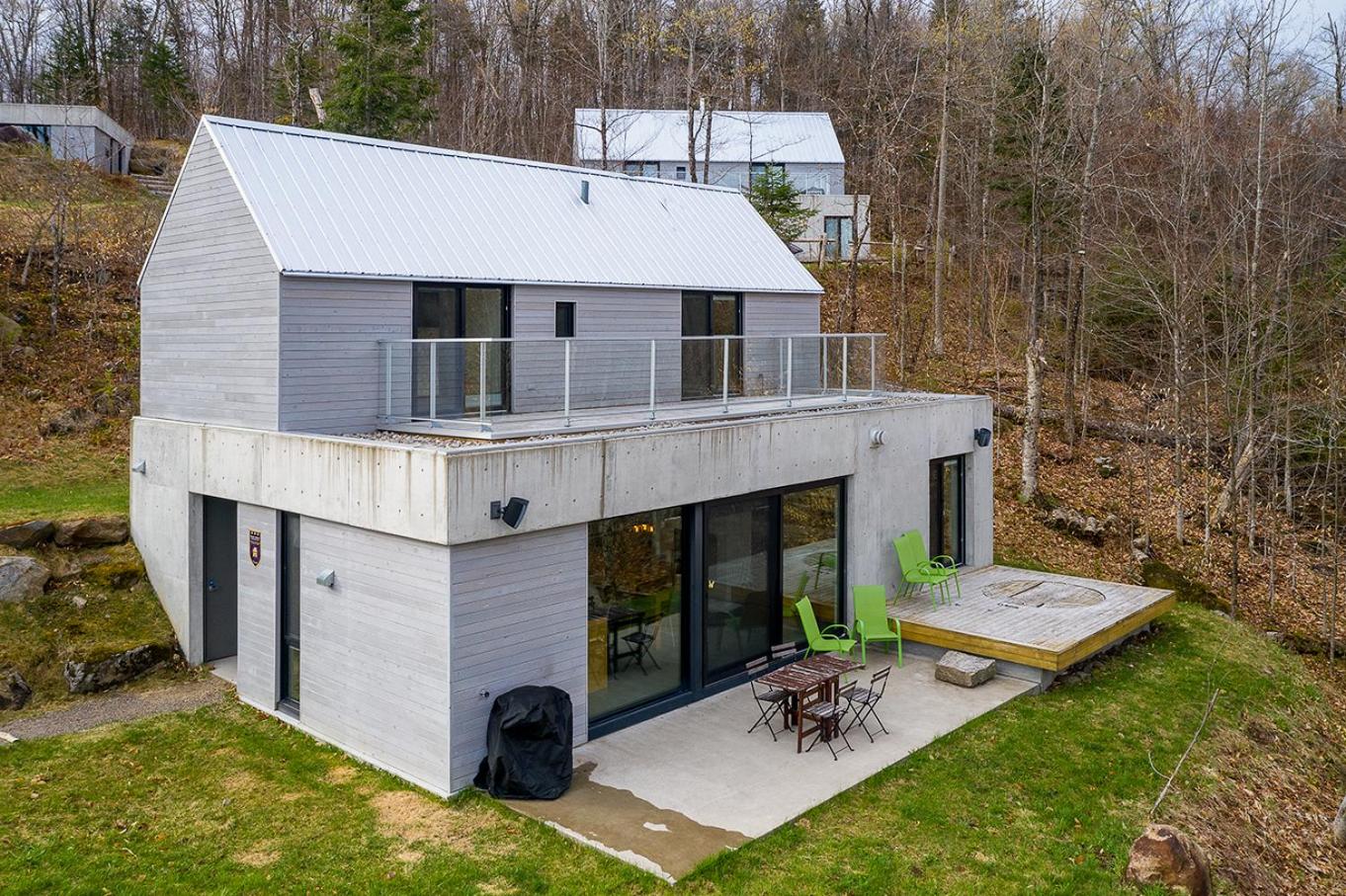 Cote Nord Tremblant Spahaus 15