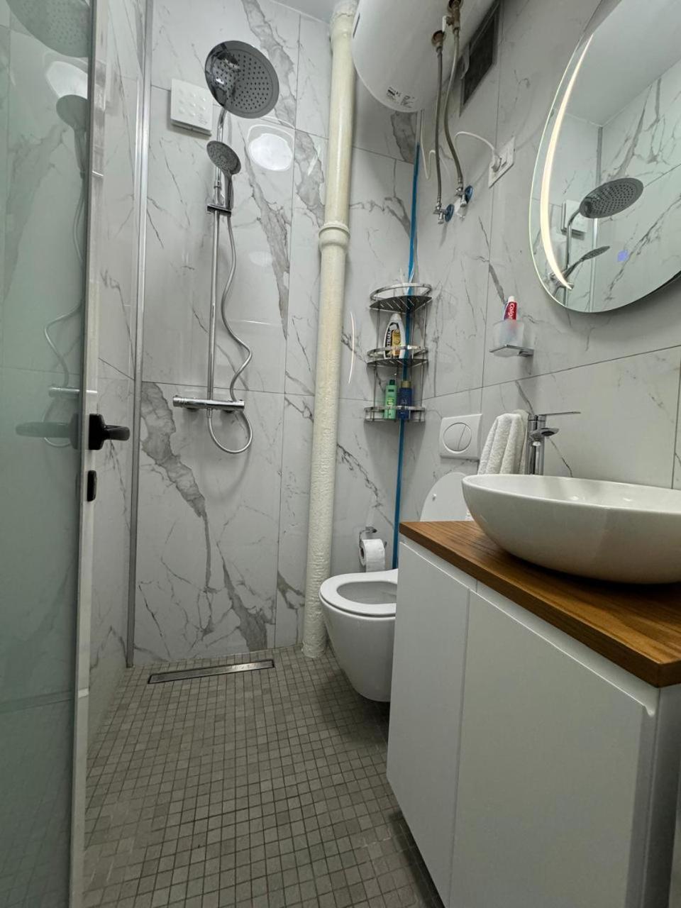 AMI BLLOKU APARTAMENT