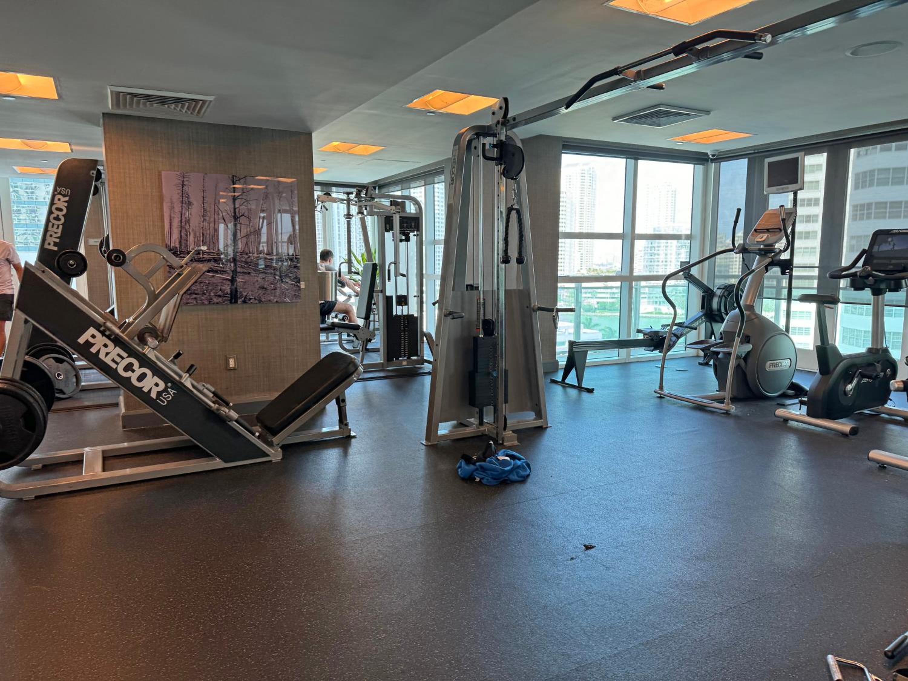 Brickell Oasis - 2bed 2bath Lux building