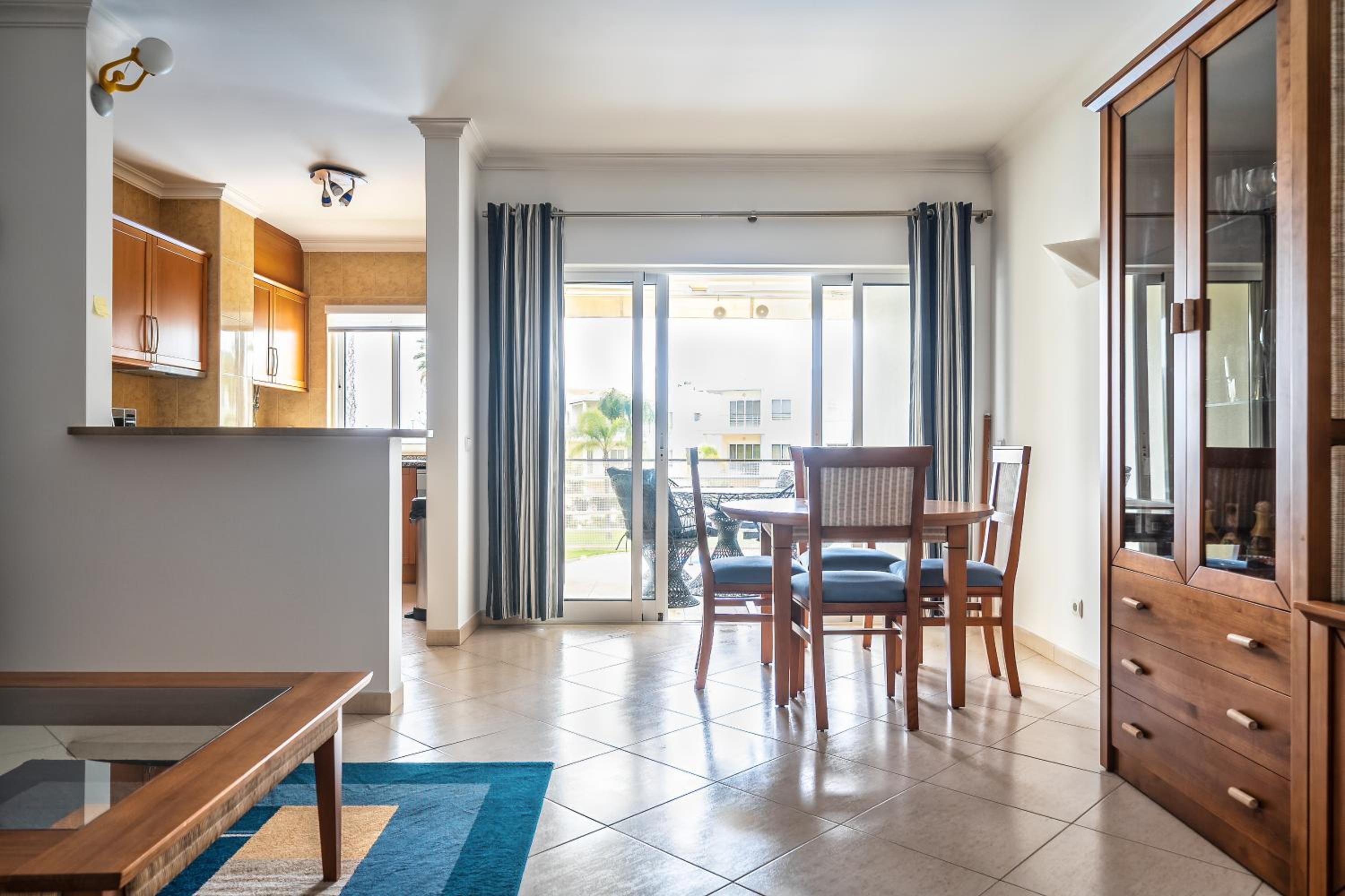 Close to beach Alvor 1 bedroom apartment Villa da Praia AT08 view 4