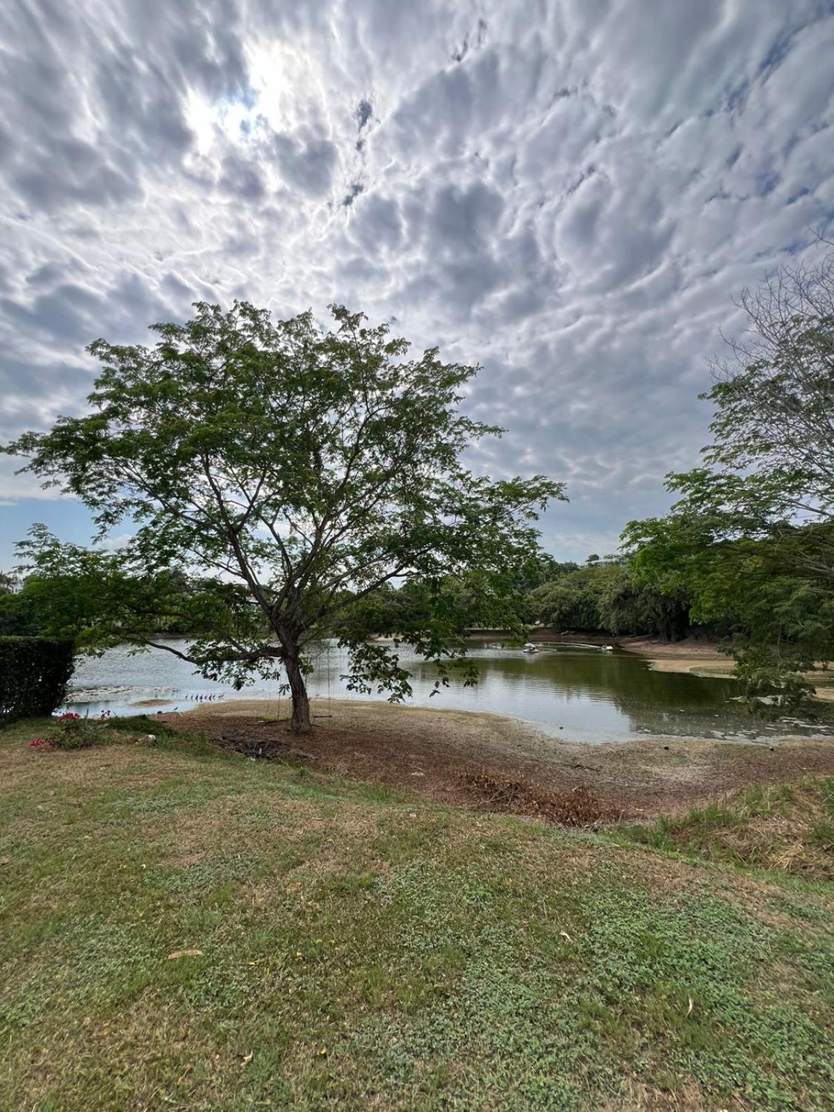 Espectacular casa quinta con piscina privada