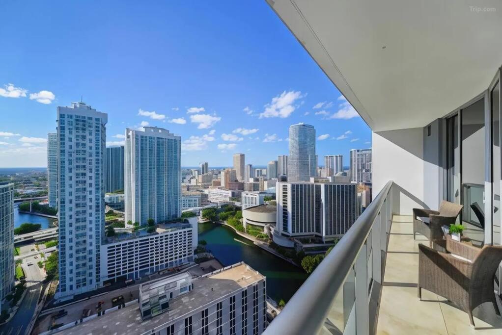 W Hotel Luxury High Rise