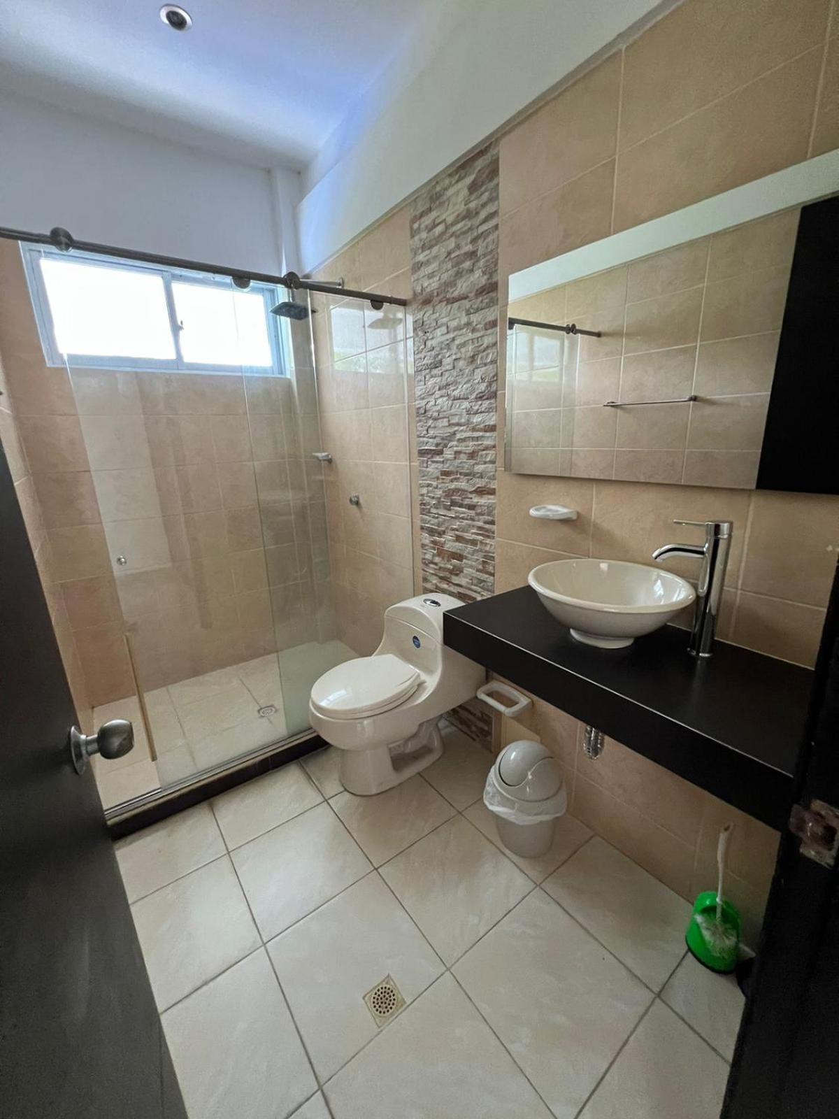 Espectacular casa quinta con piscina privada