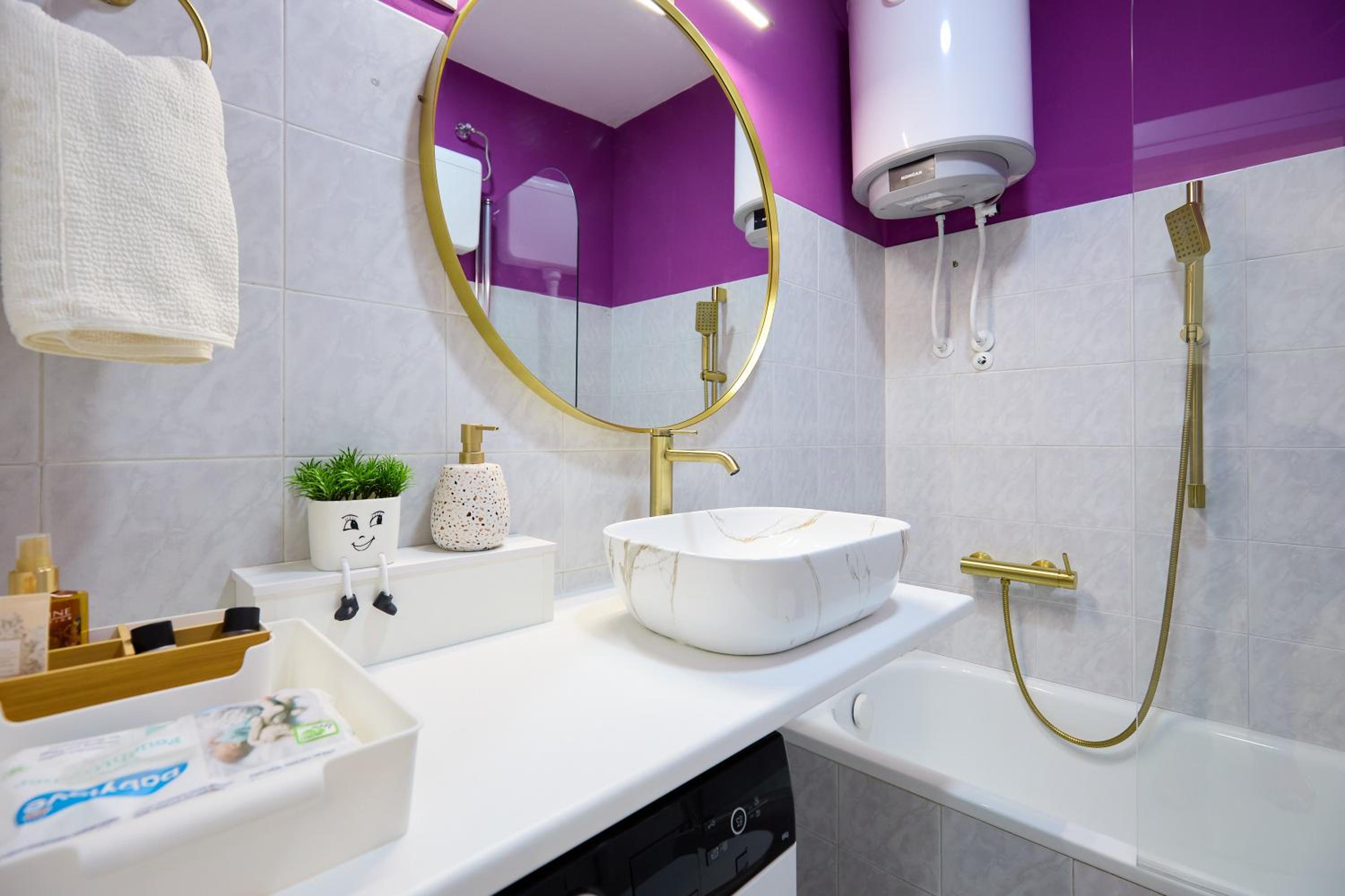 GOLDEN ROSE - walking distance 1 km from old town