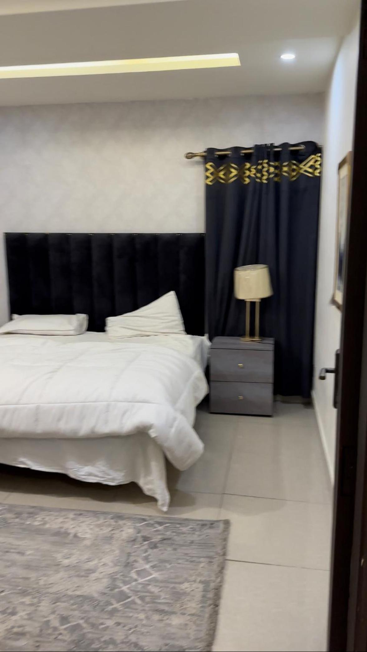 Adara canal suites view 4