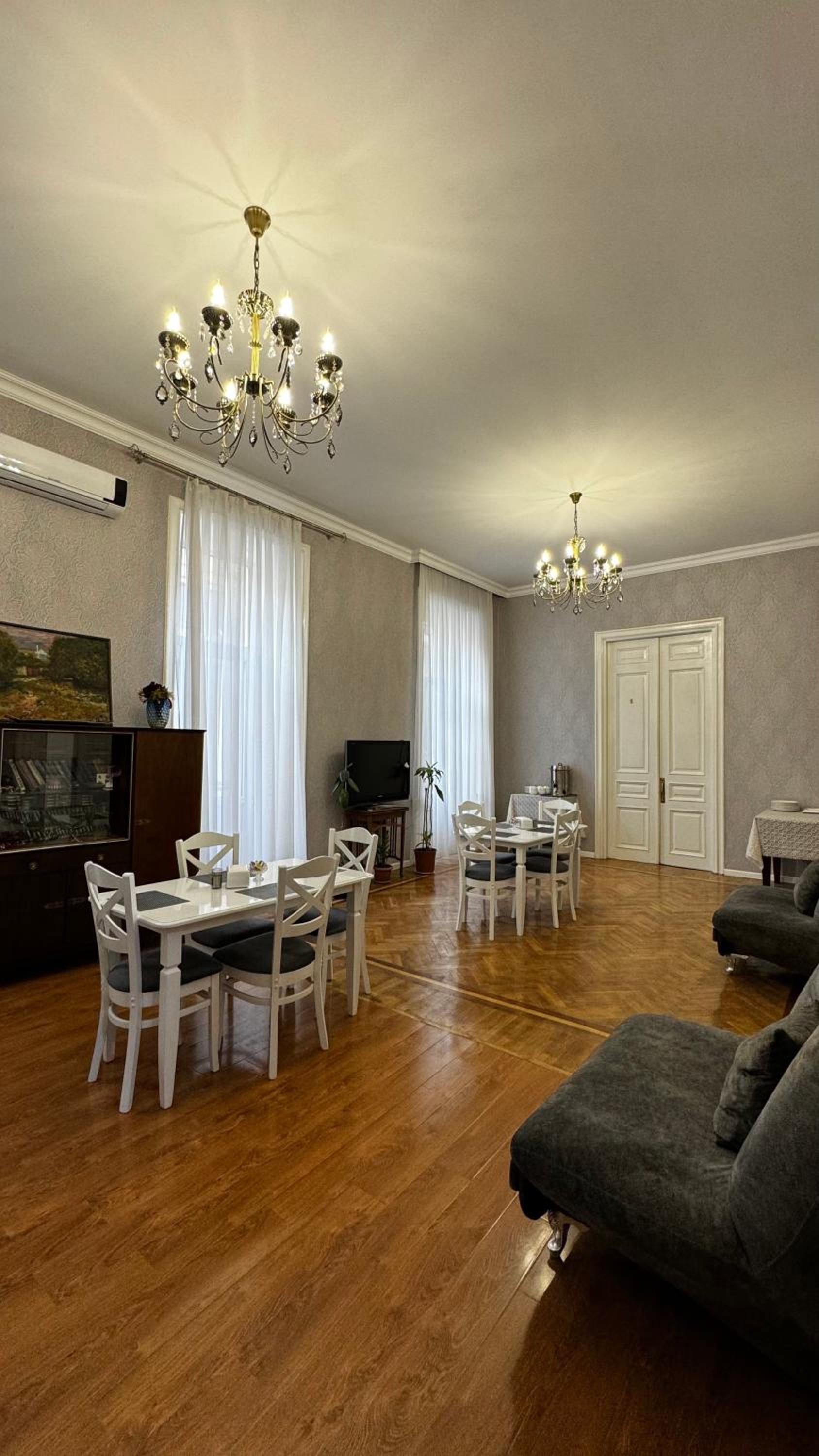 Vintage Boutique Hostel