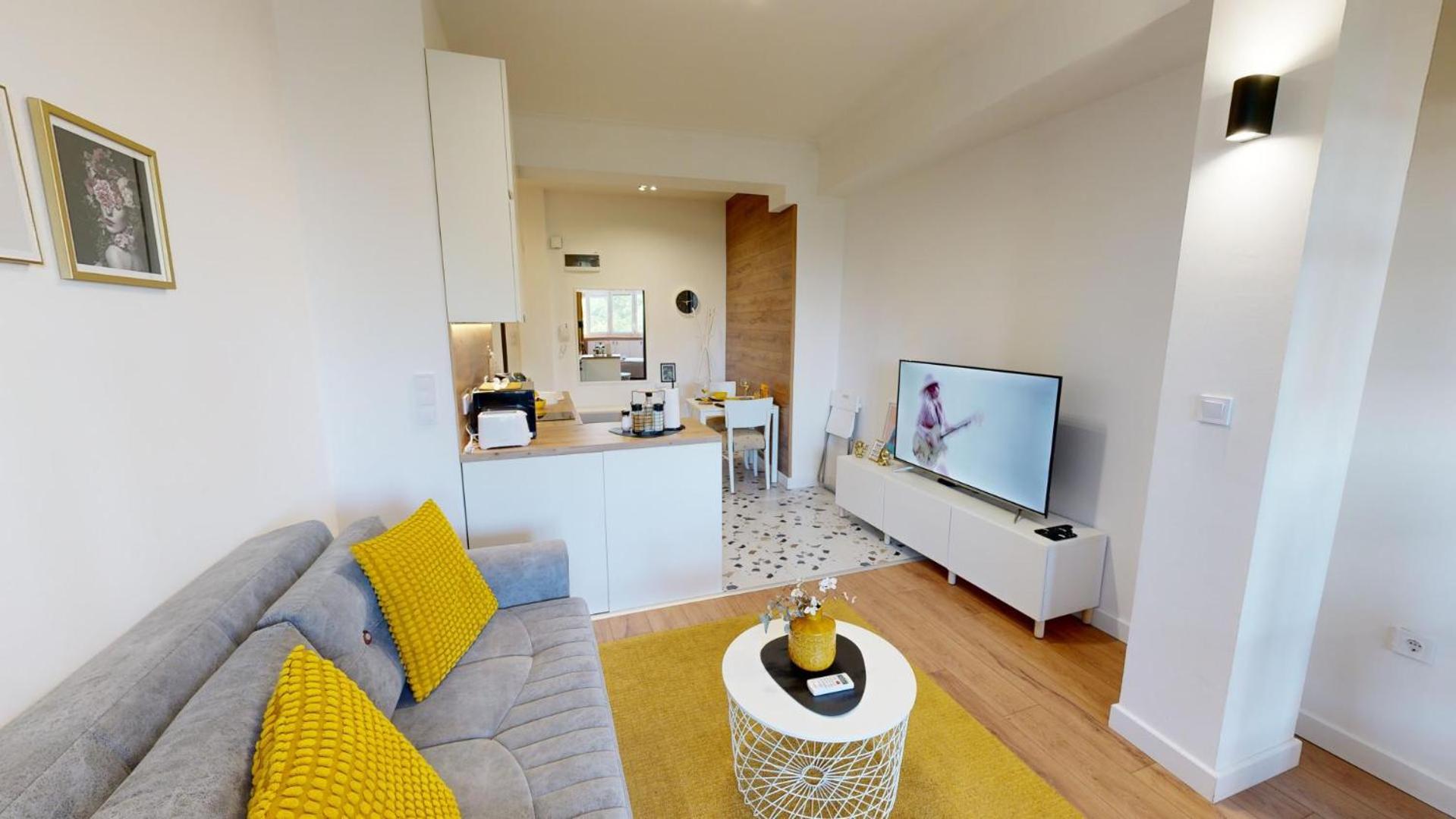 Modern City Stay apartment 4 min walk from Alexander Nevski