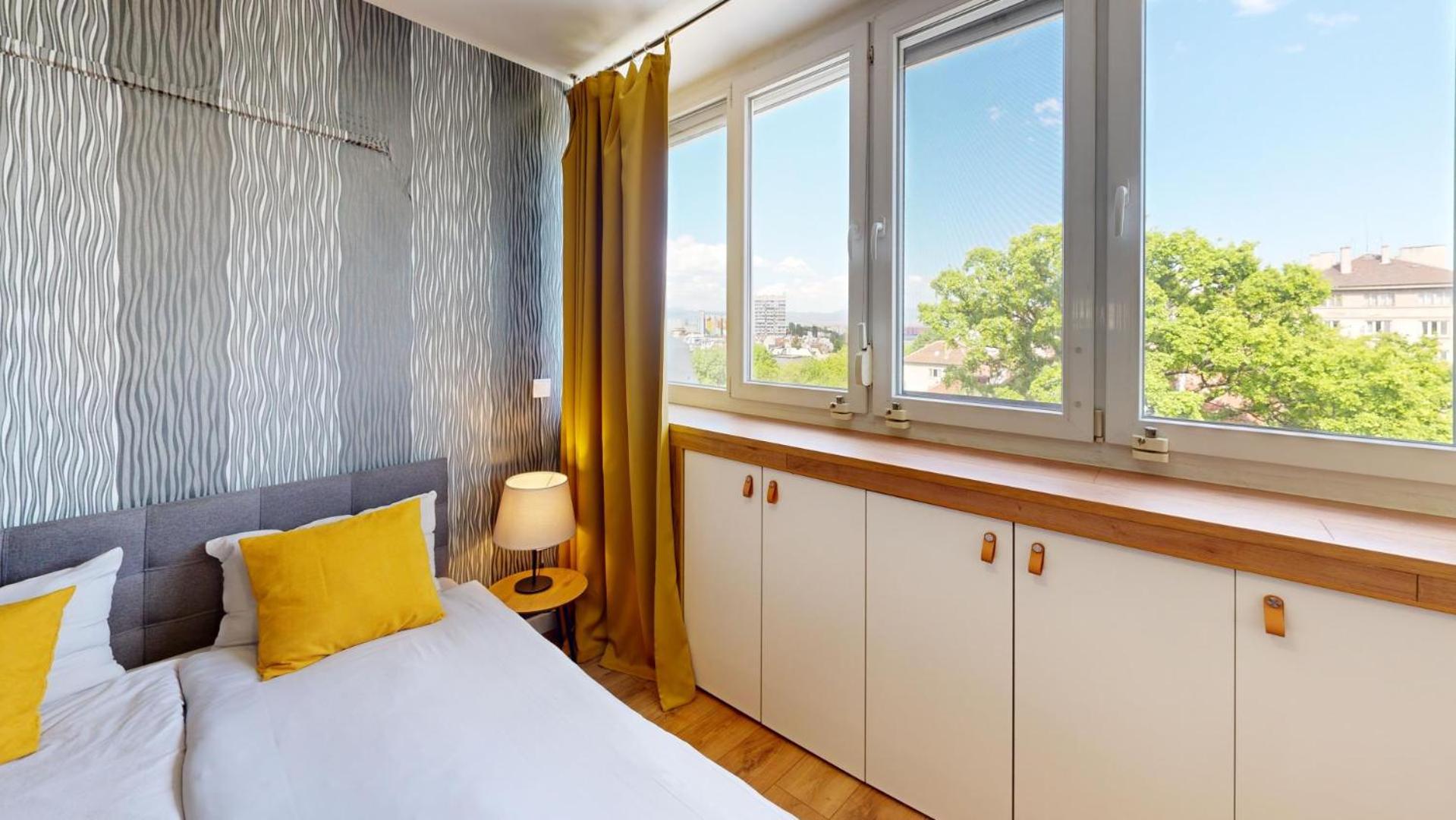 Modern City Stay apartment 4 min walk from Alexander Nevski