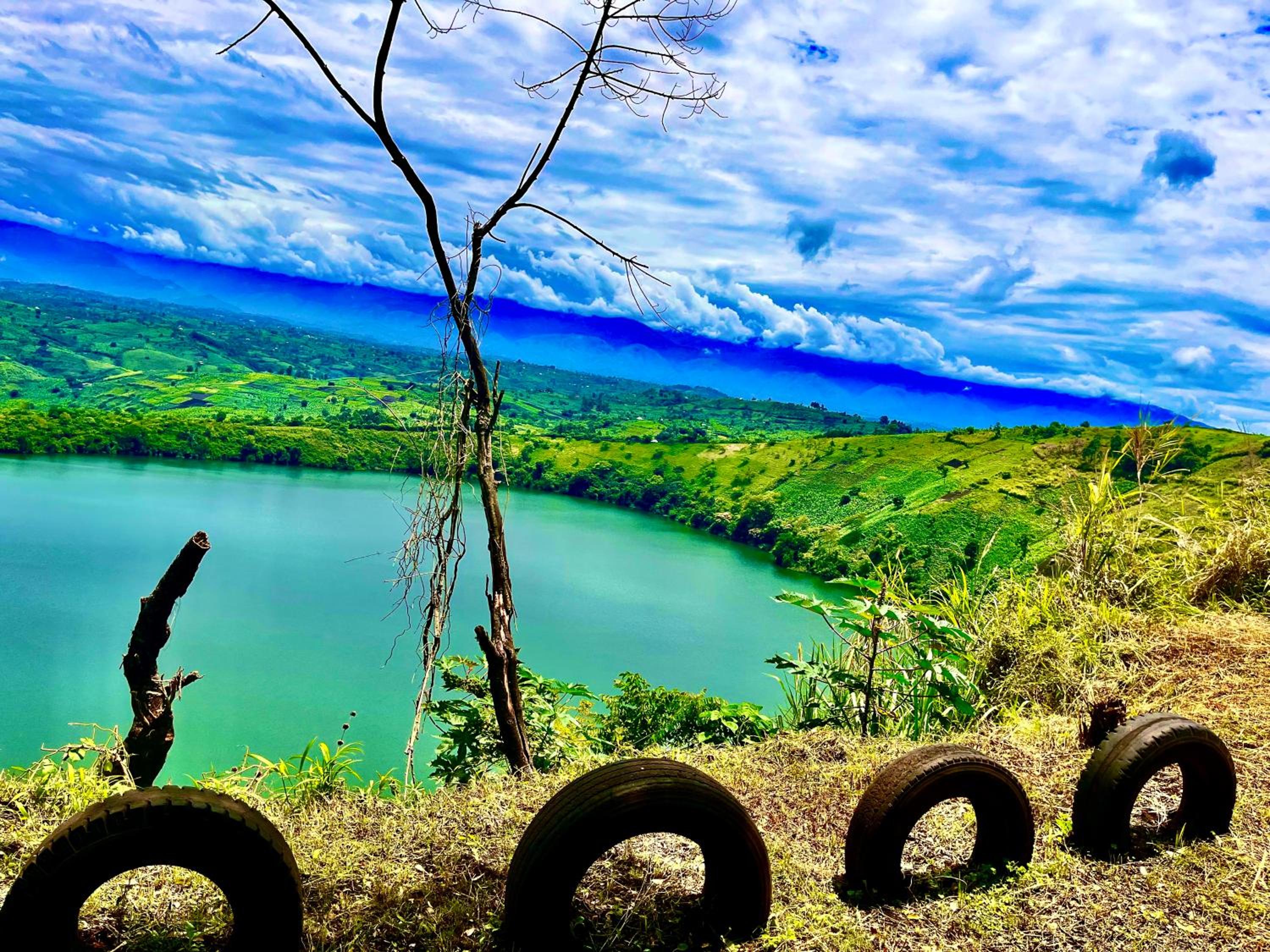 Roots cottages and campsite Ntanda crater lake view 5
