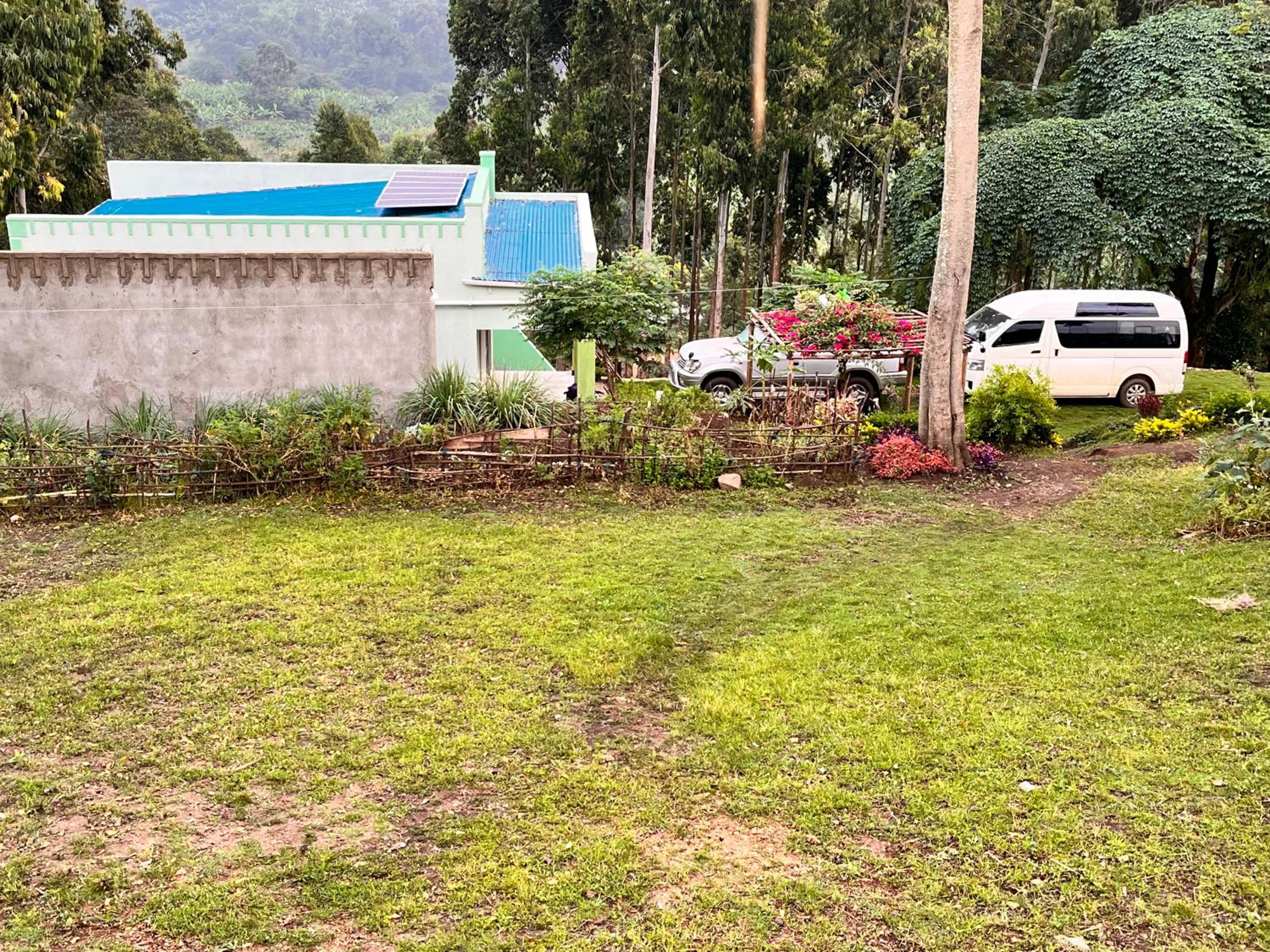 Roots cottages and campsite Ntanda crater lake view 4