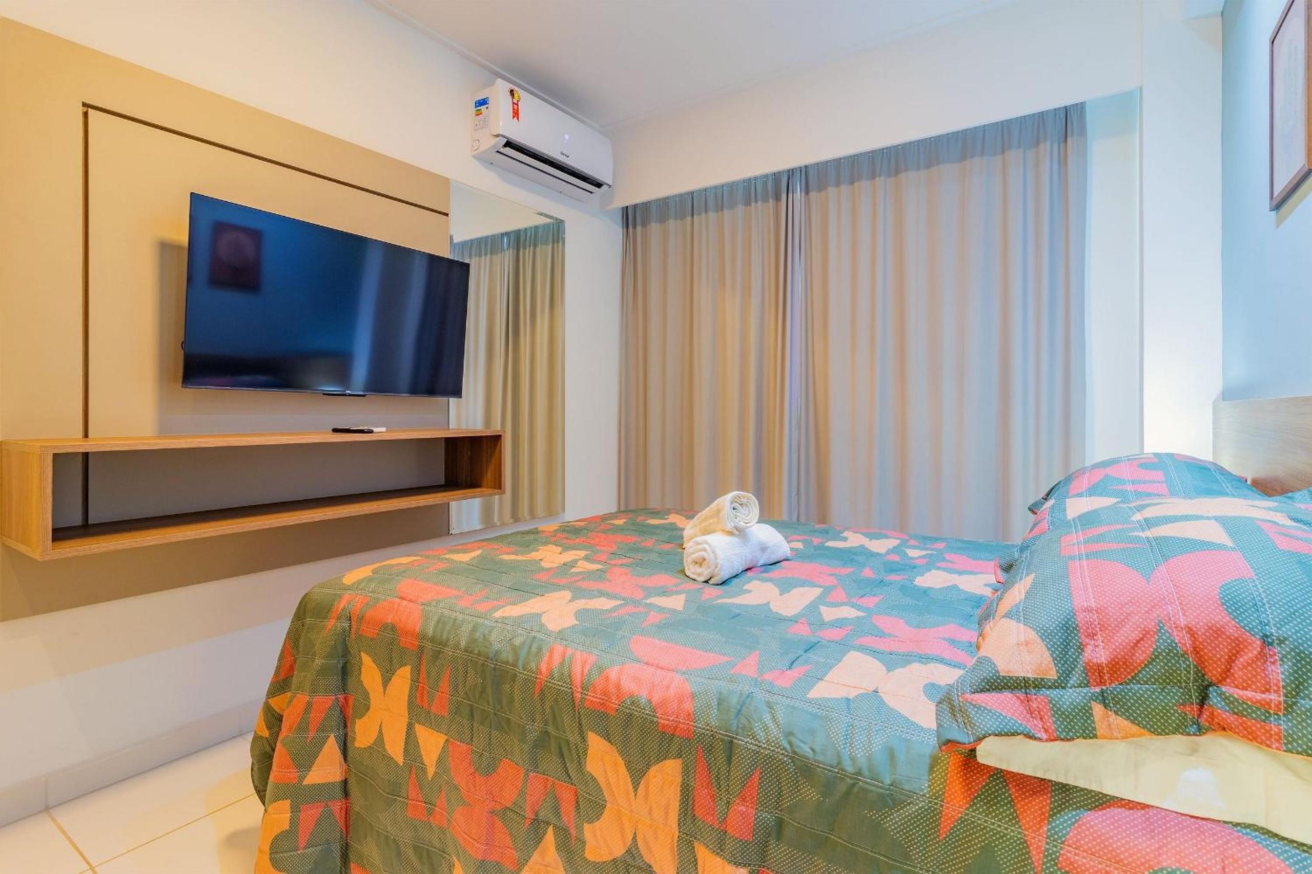 Mana Beach #D322 - Two Bedrooms by Carpediem