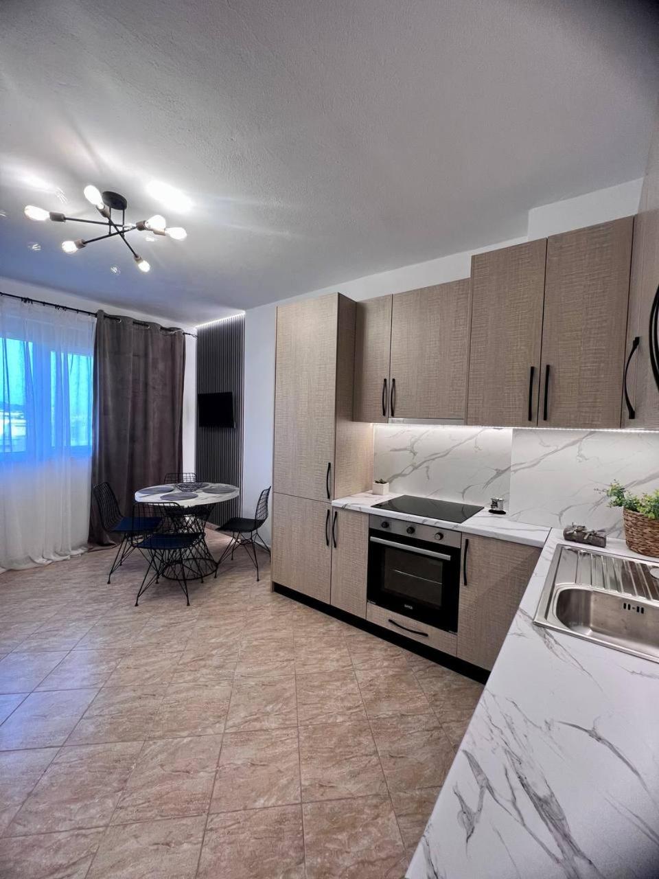 Apartments Honey