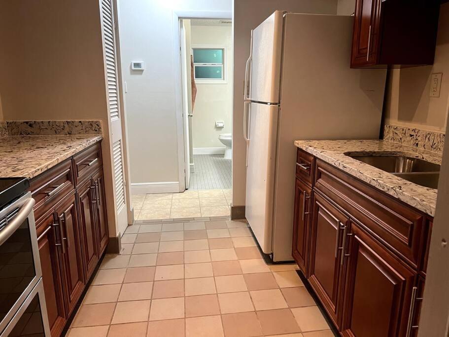 Beautiful Siesta Key home view 3