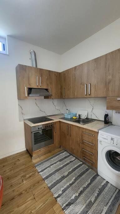 Rino's Apartments 2