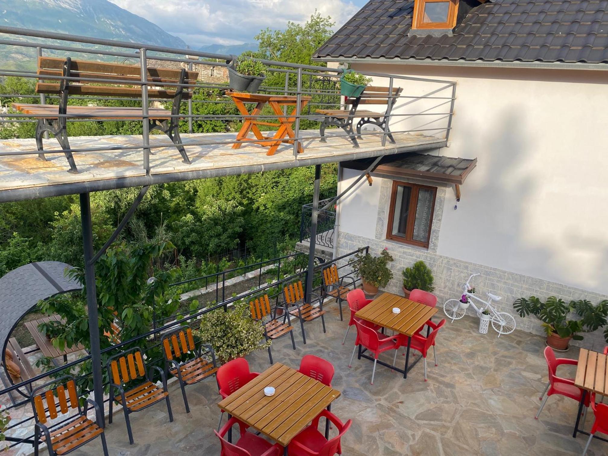 Bixhaku GuestHouse