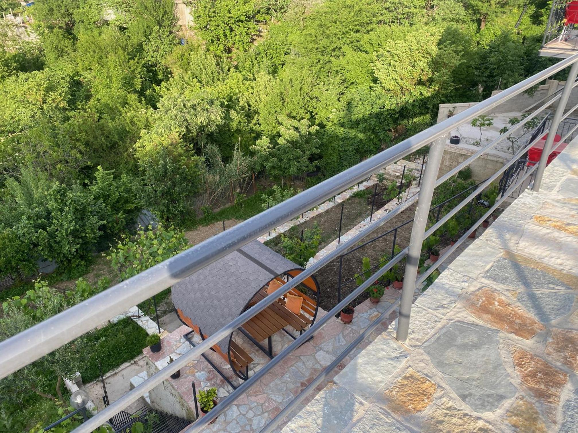 Bixhaku GuestHouse
