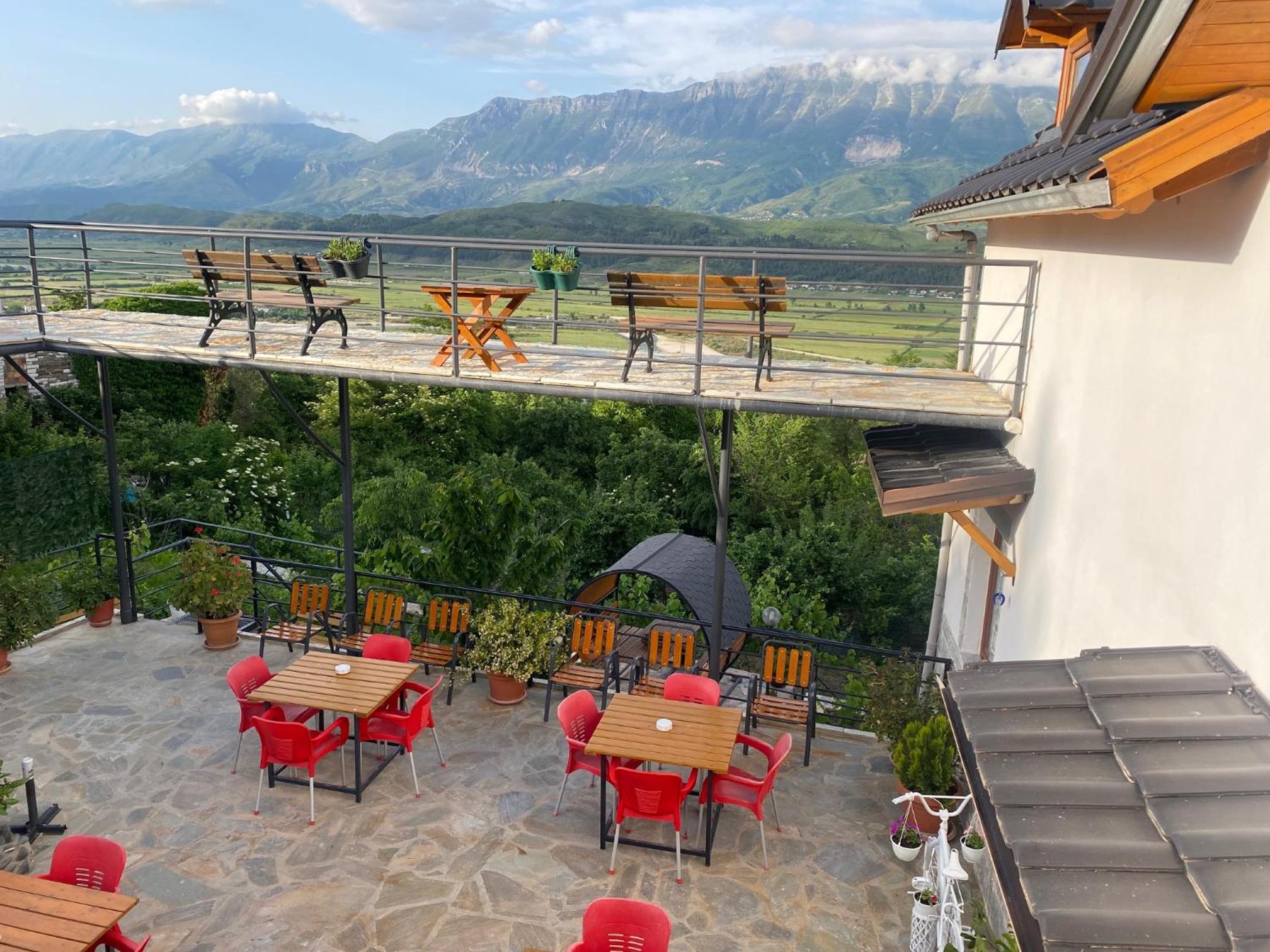 Bixhaku GuestHouse