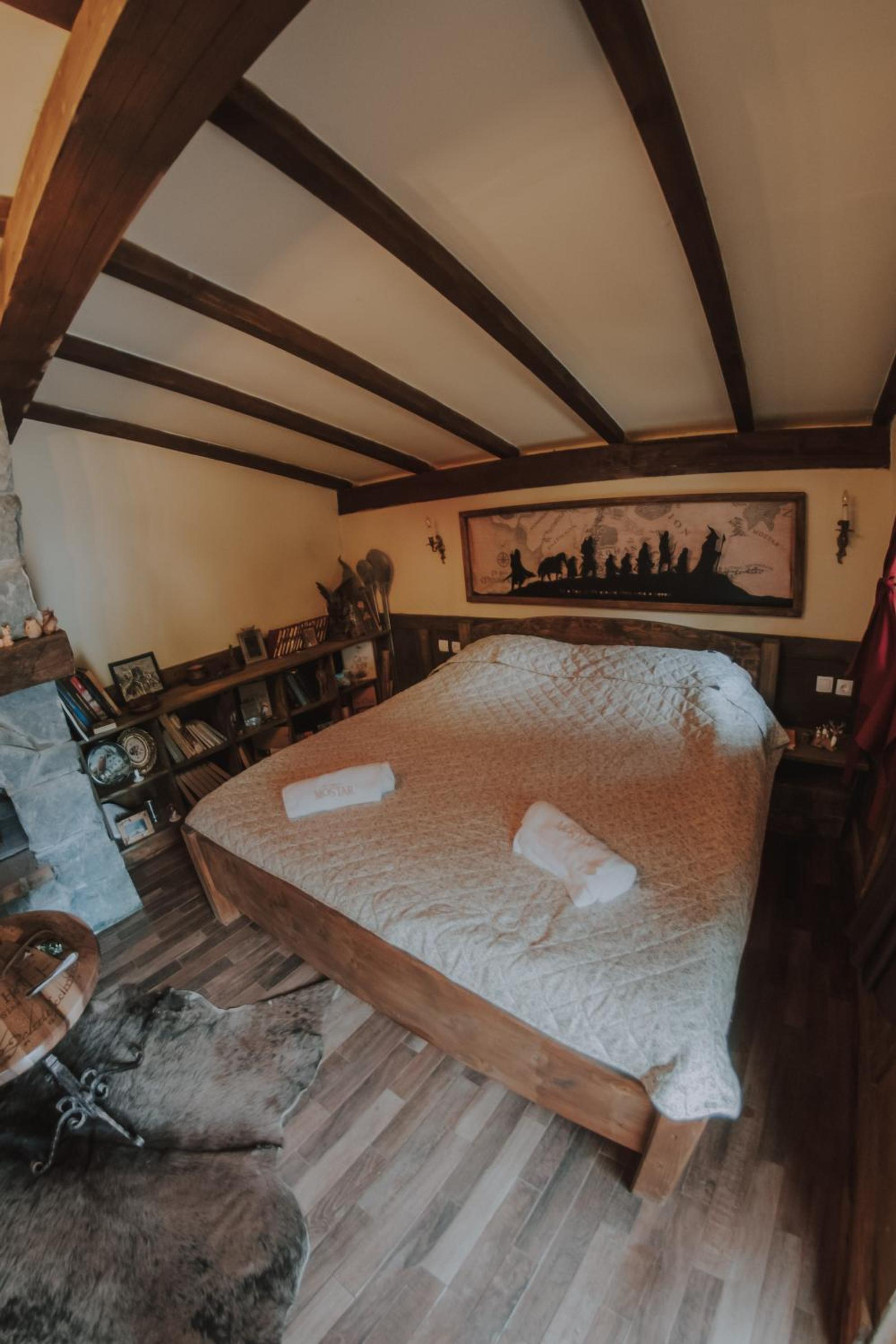 Mobbiton Mostar - Magical Underground Retreat